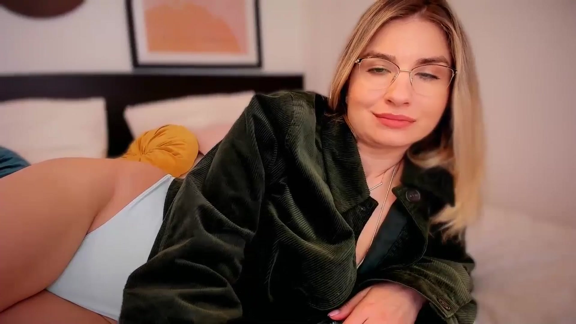Gallery image thumbnail from AlyMiss's myfreecams stream on, 03/02/2026, 10:59 image 16 of 20