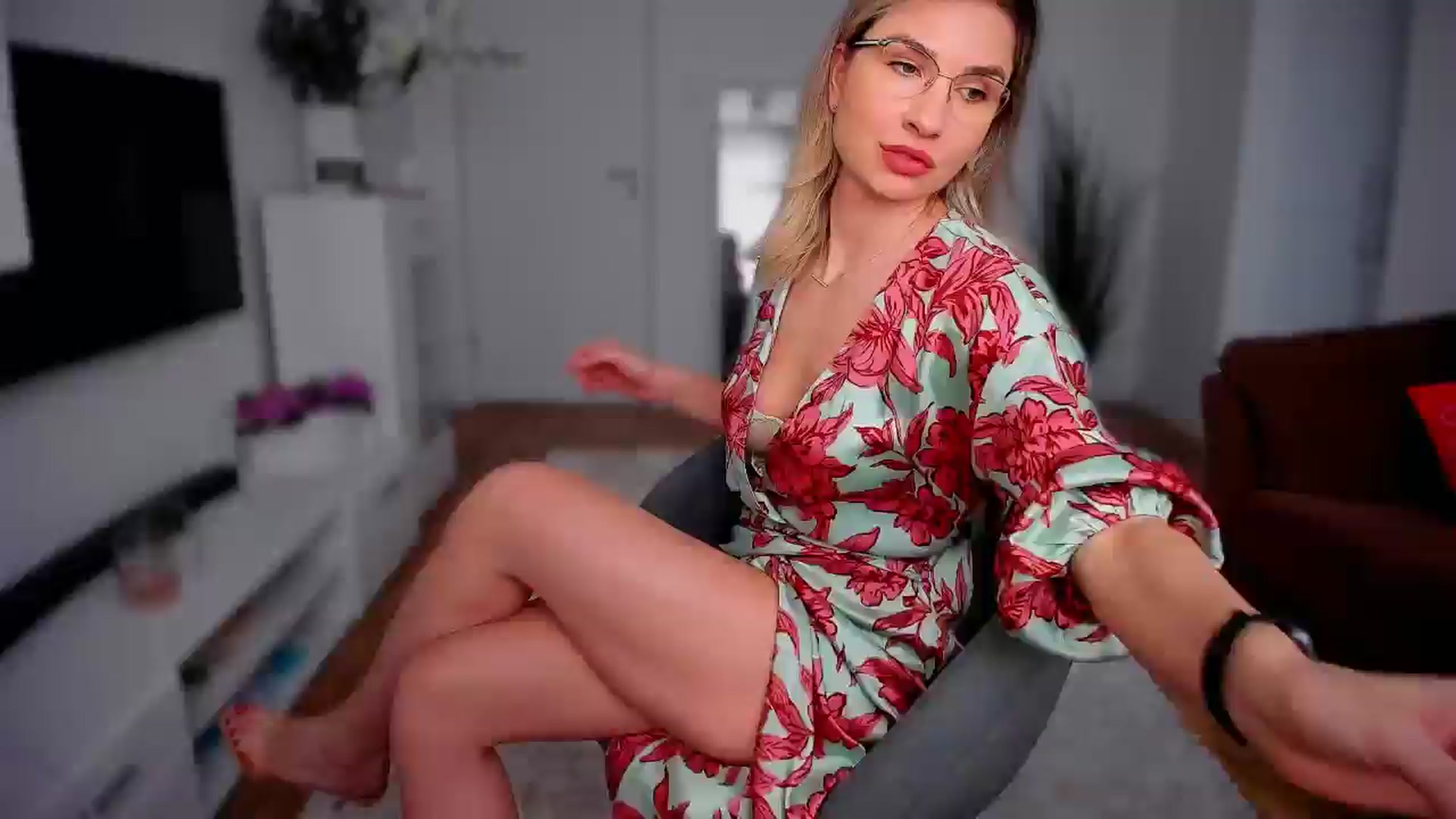 Gallery image thumbnail from AlyMiss's myfreecams stream on, 03/03/2026, 13:20 image 3 of 20