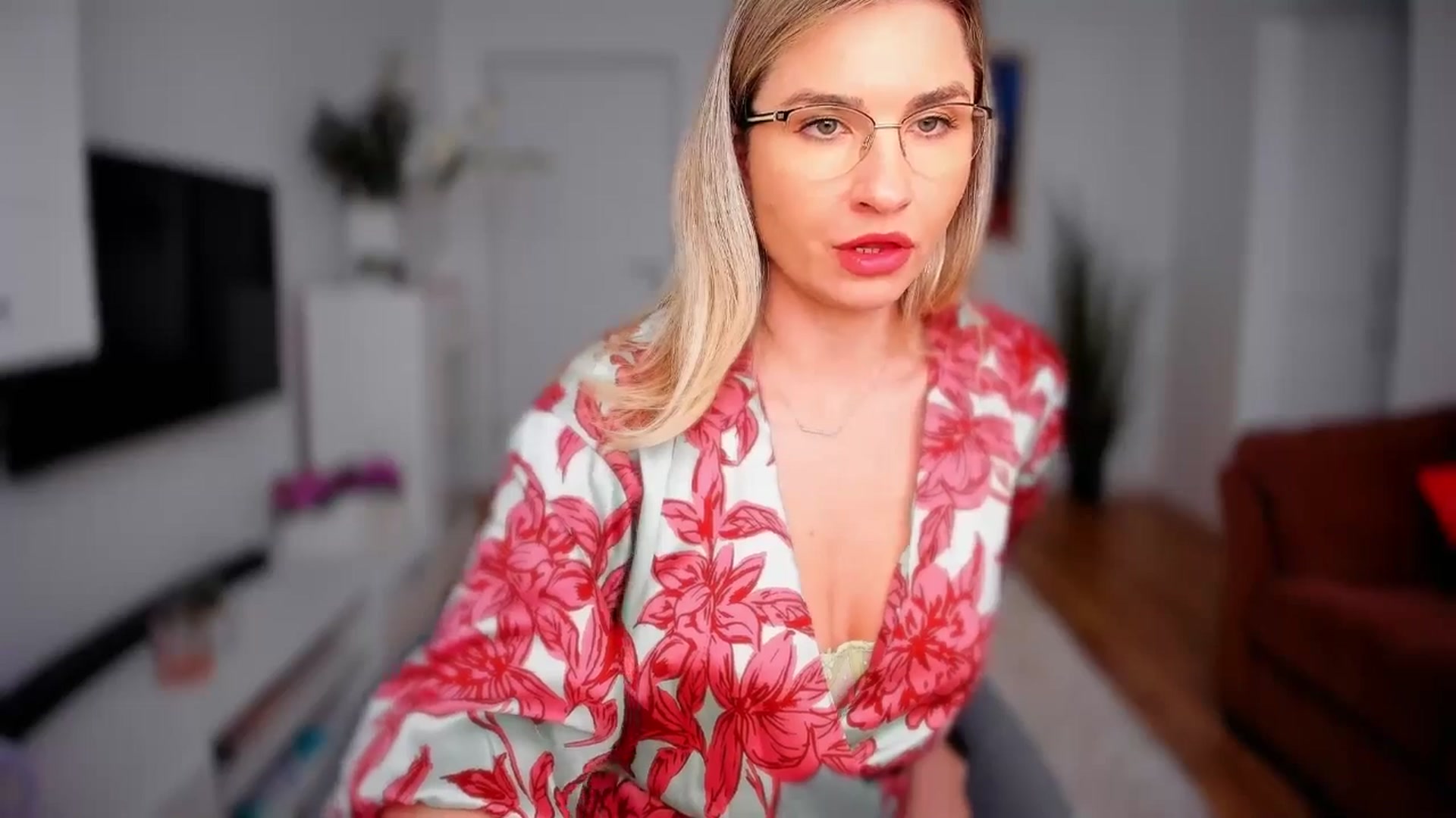 Gallery image thumbnail from AlyMiss's myfreecams stream on, 03/03/2026, 13:20 image 7 of 20