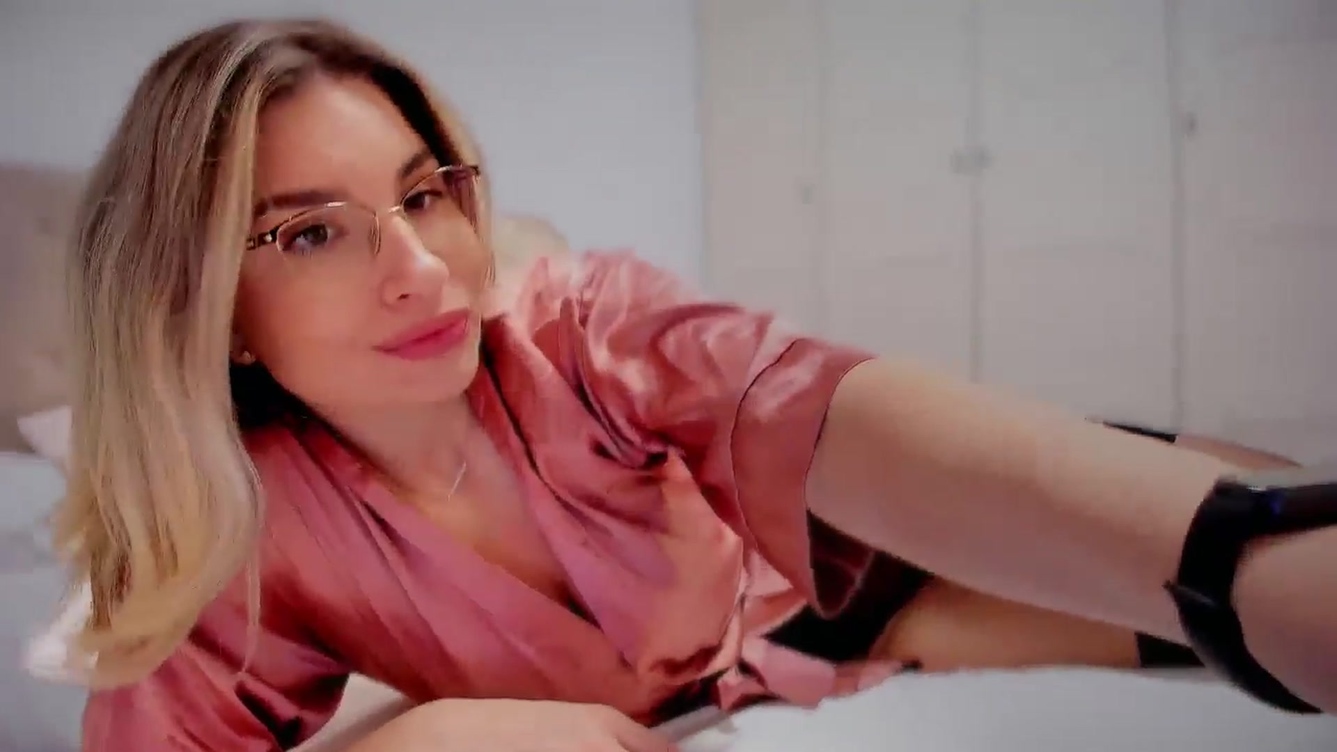 Gallery image thumbnail from AlyMiss's myfreecams stream on, 03/09/2026, 12:46 image 8 of 20