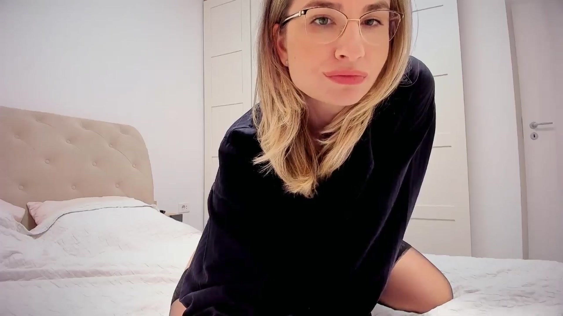 Gallery image thumbnail from AlyMiss's myfreecams stream on, 03/13/2026, 10:13 image 2 of 20