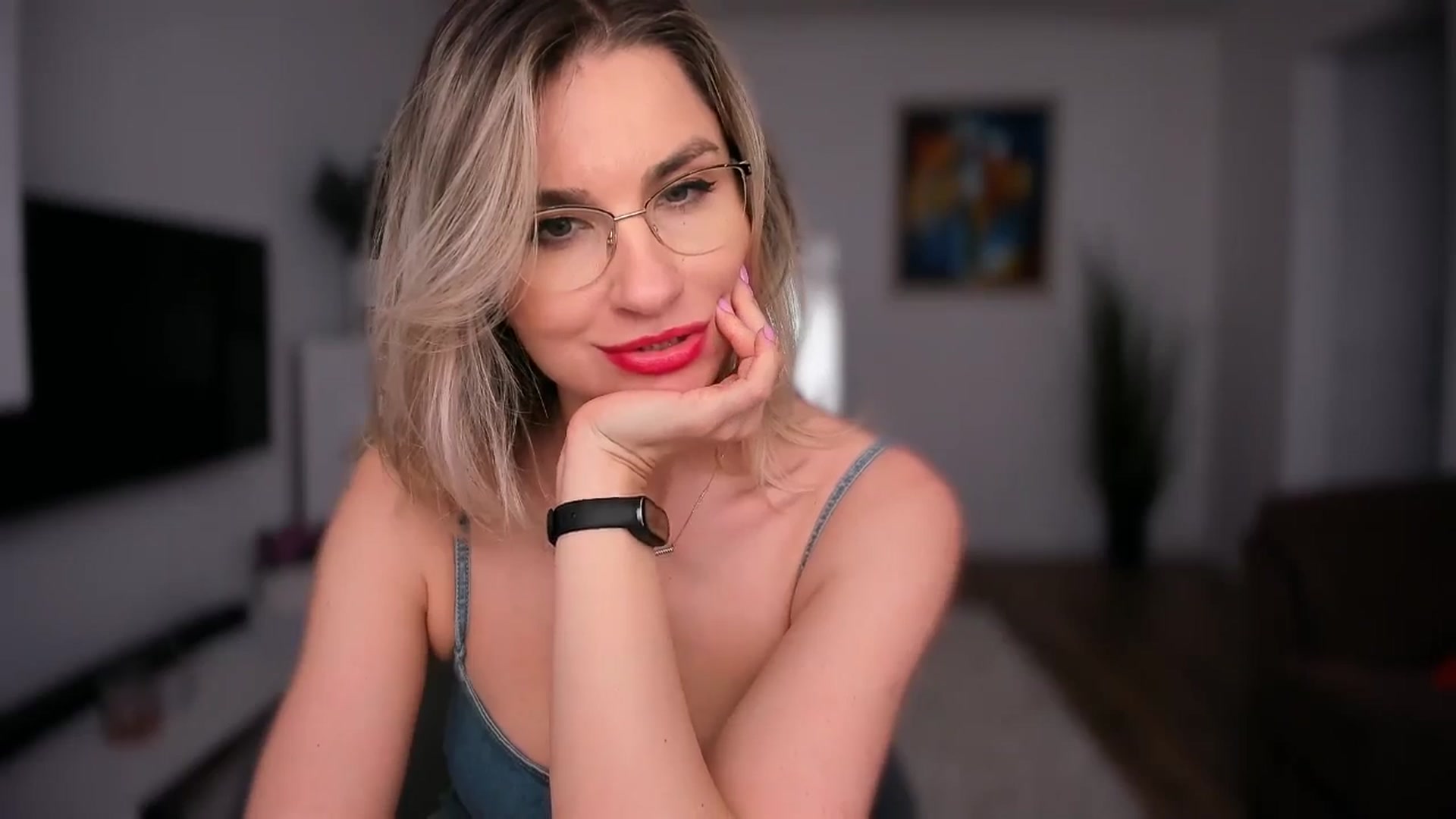 Gallery image thumbnail from AlyMiss's myfreecams stream on, 03/19/2026, 13:59 image 3 of 20