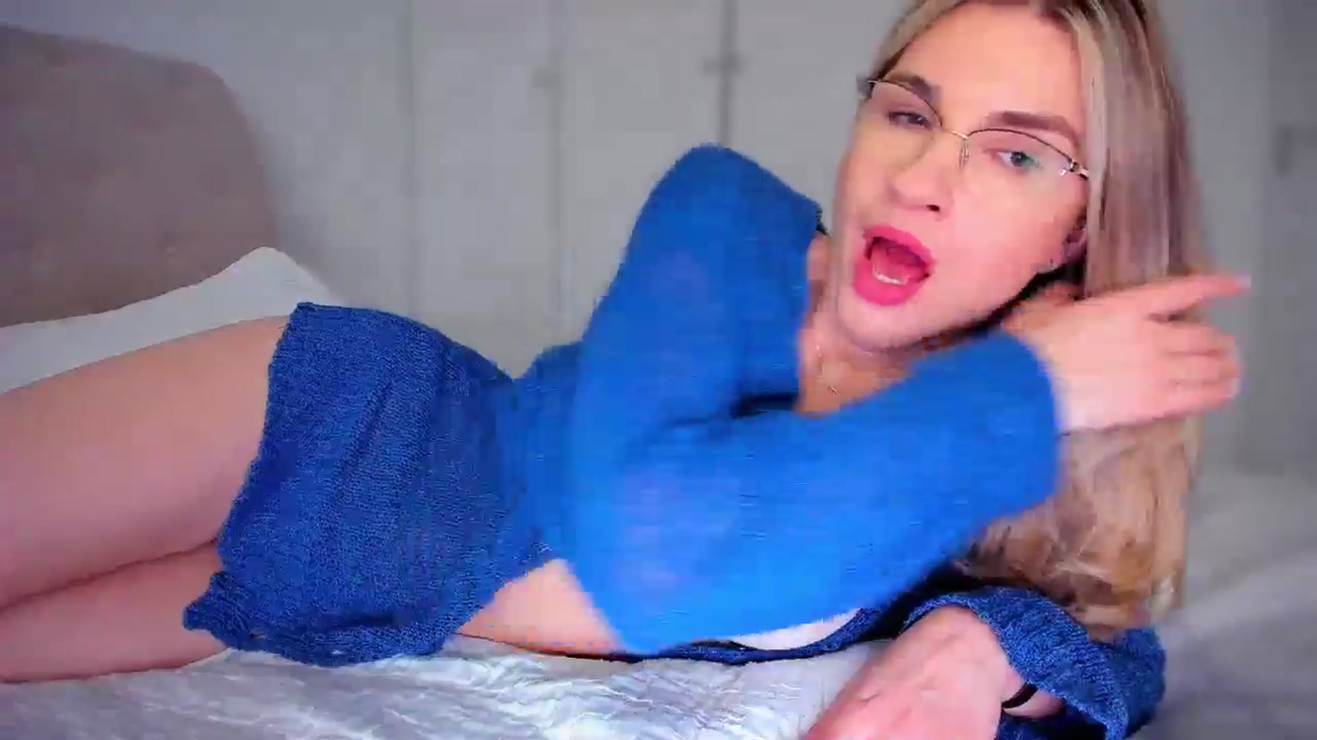 Gallery image thumbnail from AlyMiss's myfreecams stream on, 04/30/2026, 11:52 image 14 of 20