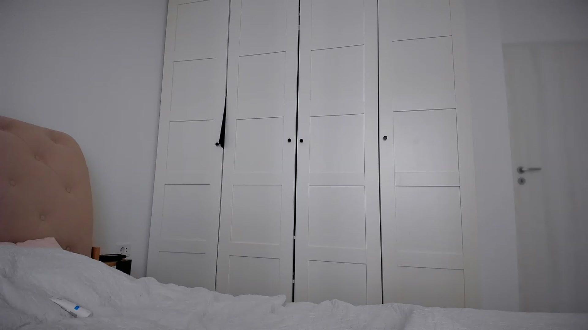 Gallery image thumbnail from AlyMiss's myfreecams stream on, 05/18/2026, 11:36 image 9 of 20
