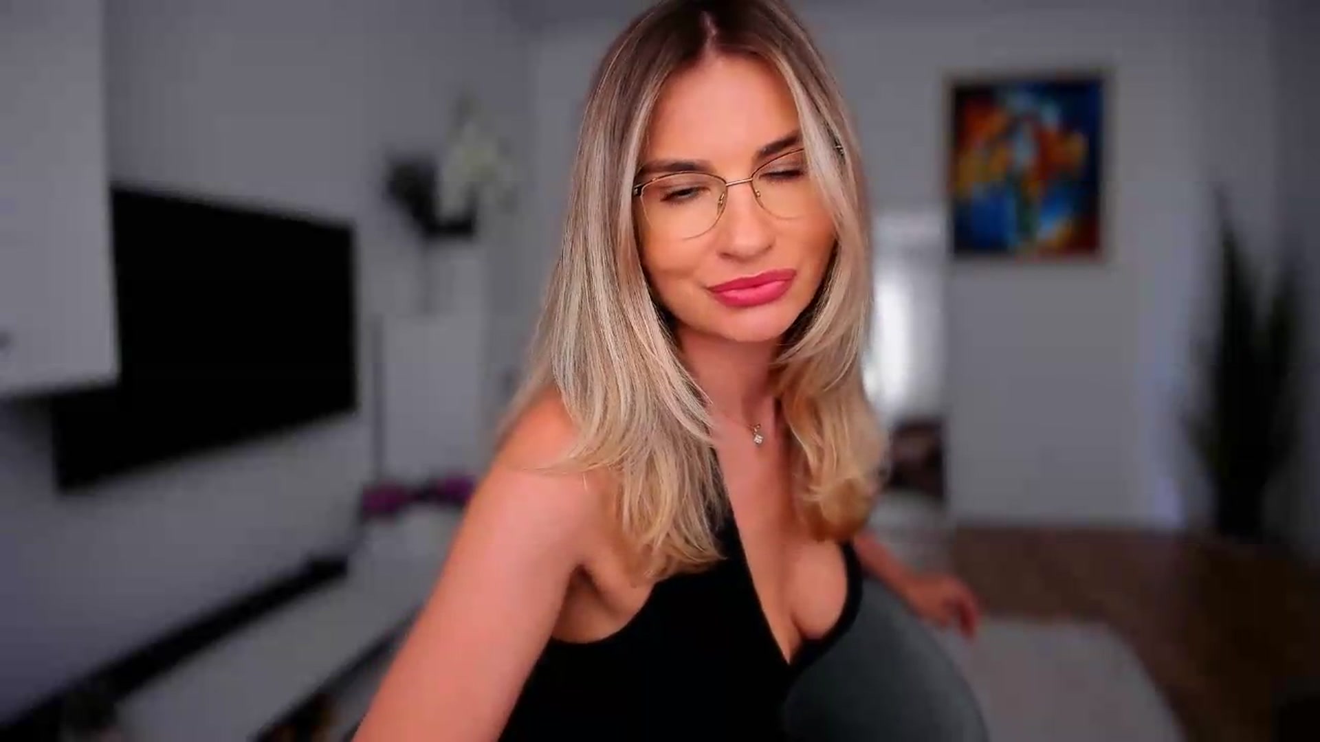 Gallery image thumbnail from AlyMiss's myfreecams stream on, 07/22/2026, 13:45 image 8 of 20