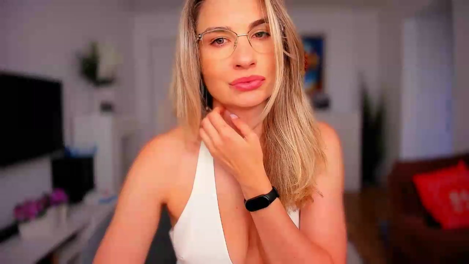 Gallery image thumbnail from AlyMiss's myfreecams stream on, 07/30/2026, 13:45 image 5 of 20