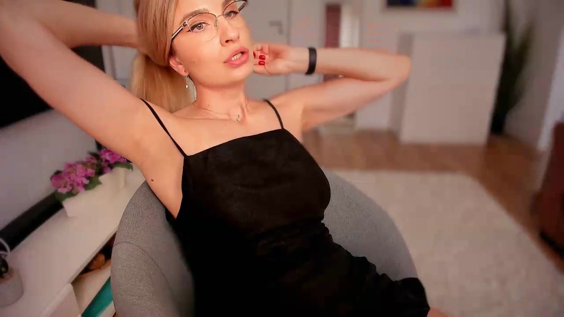 Gallery image thumbnail from AlyMiss's myfreecams stream on, 09/02/2026, 13:38 image 5 of 20