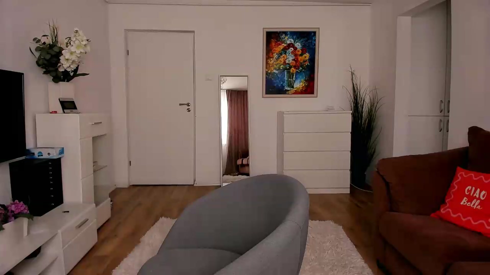 Gallery image thumbnail from AlyMiss's myfreecams stream on, 09/04/2026, 14:16 image 14 of 20