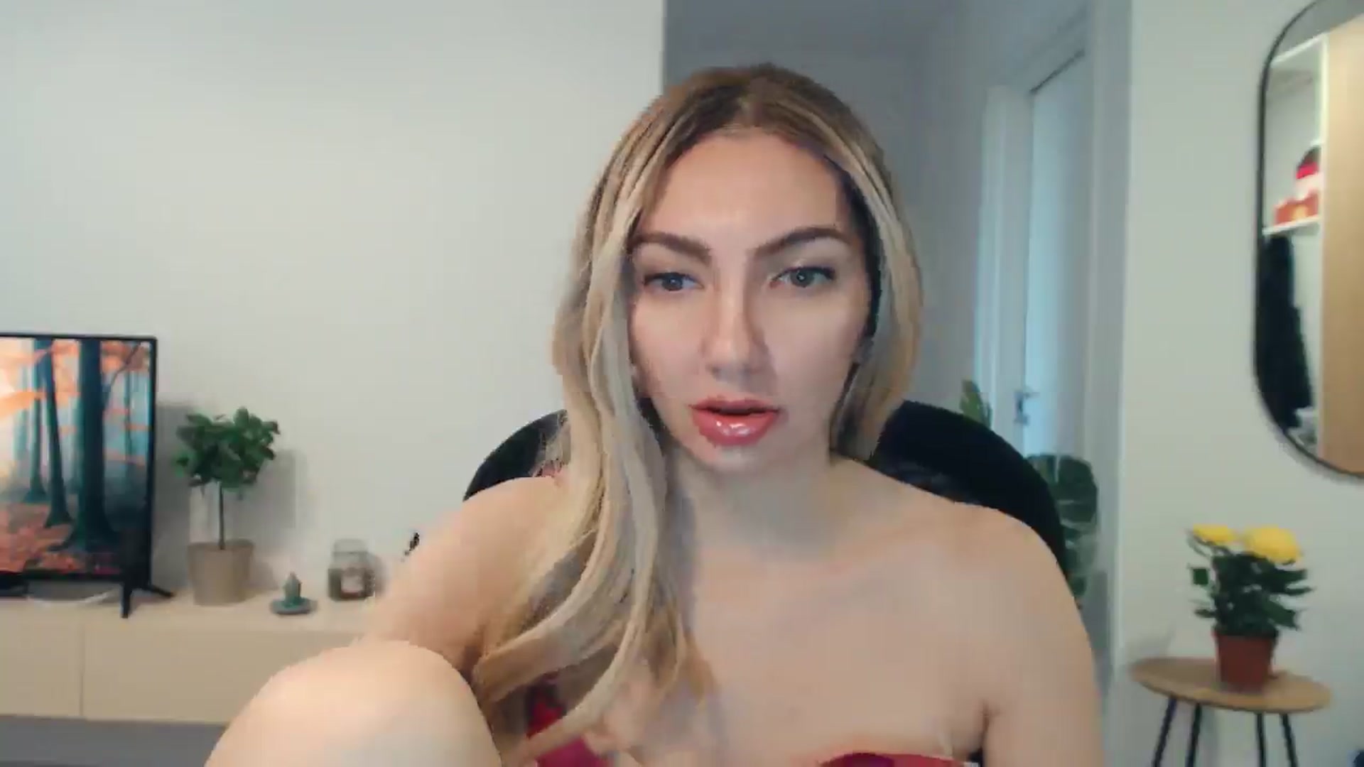 Gallery image thumbnail from AlyVee's myfreecams stream on, 09/23/2025, 15:24 image 13 of 20