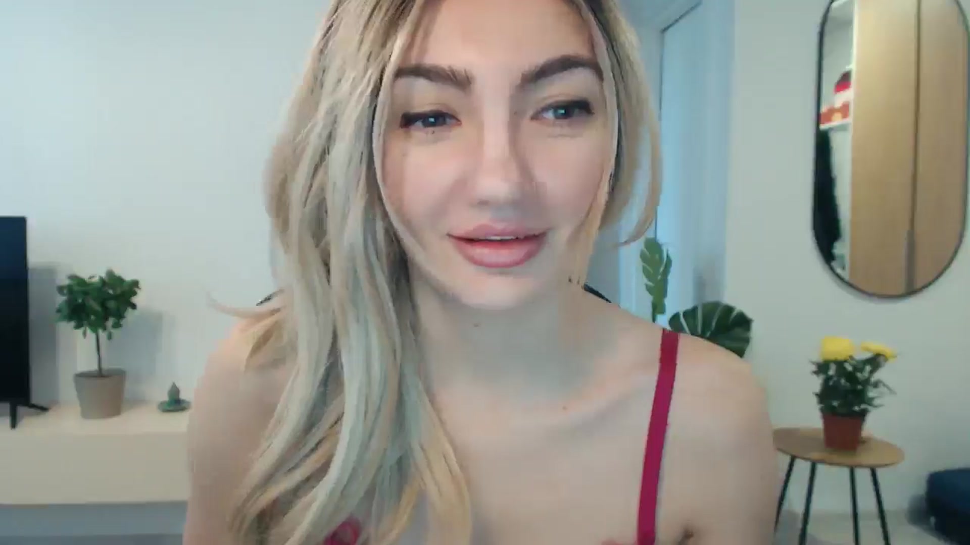 Gallery image thumbnail from AlyVee's myfreecams stream on, 09/27/2025, 13:03 image 6 of 20