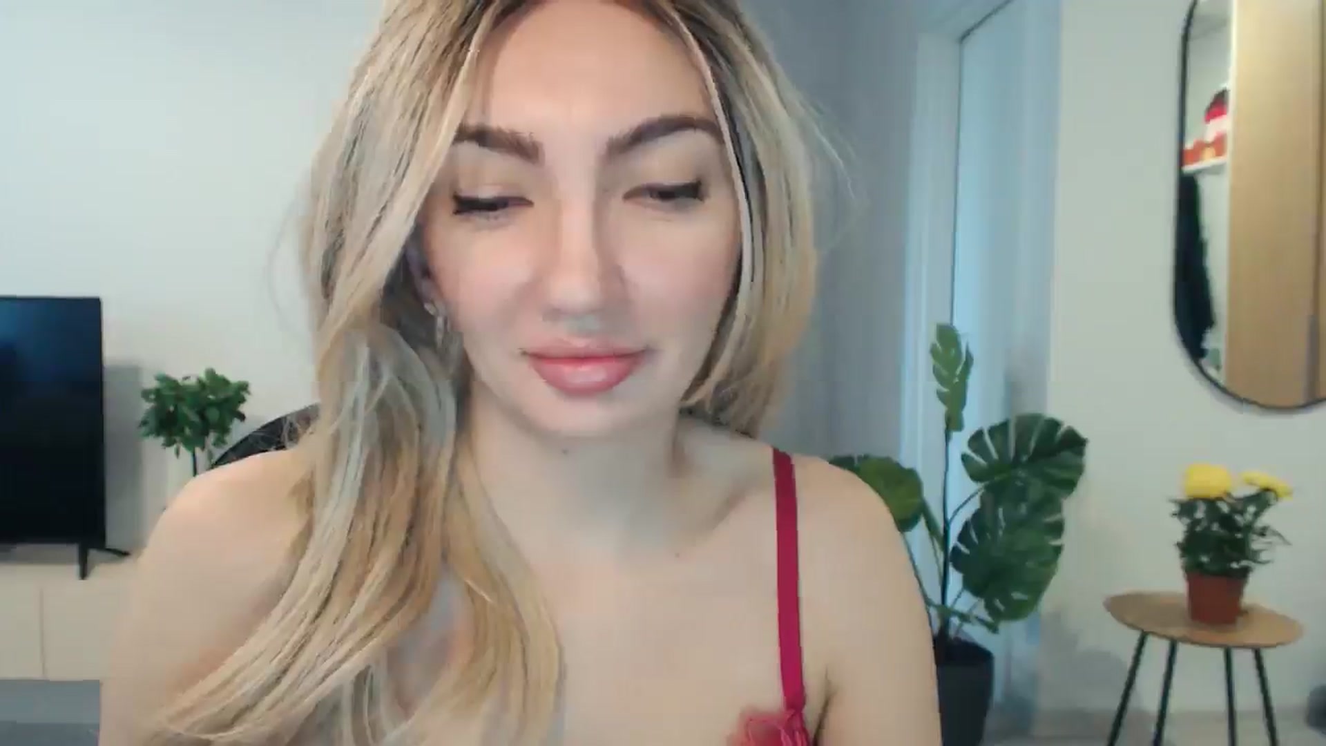 Gallery image thumbnail from AlyVee's myfreecams stream on, 09/27/2025, 13:03 image 11 of 20