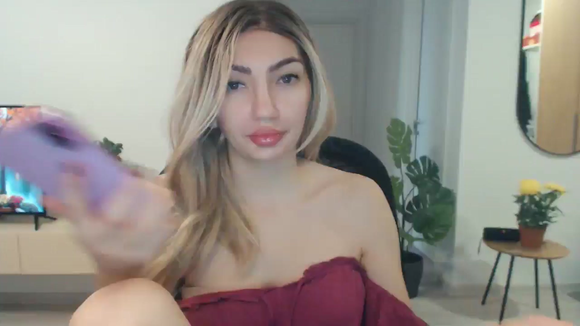 Gallery image thumbnail from AlyVee's myfreecams stream on, 09/29/2025, 11:40 image 19 of 20