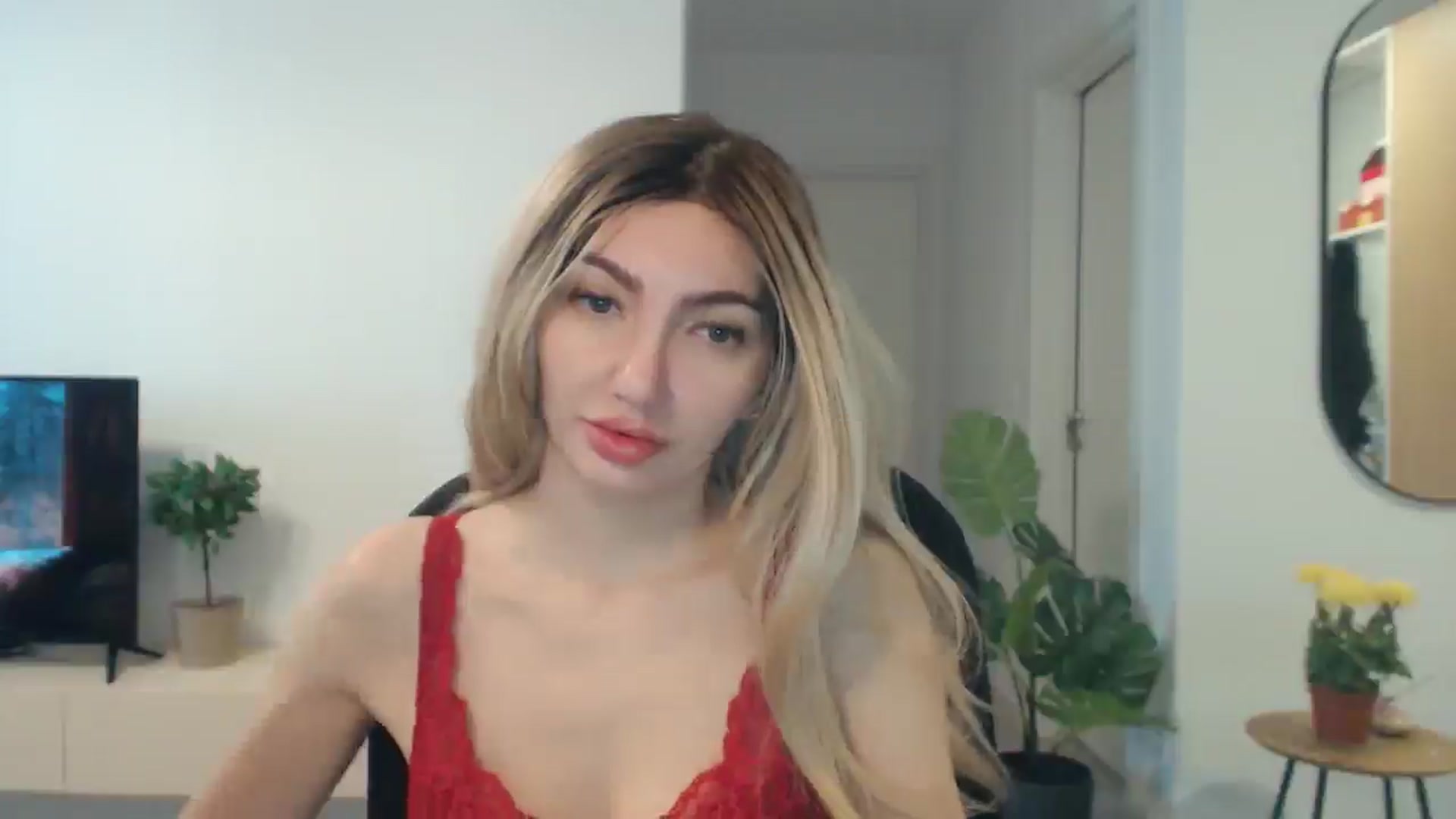 Gallery image thumbnail from AlyVee's myfreecams stream on, 10/05/2025, 11:44 image 5 of 20
