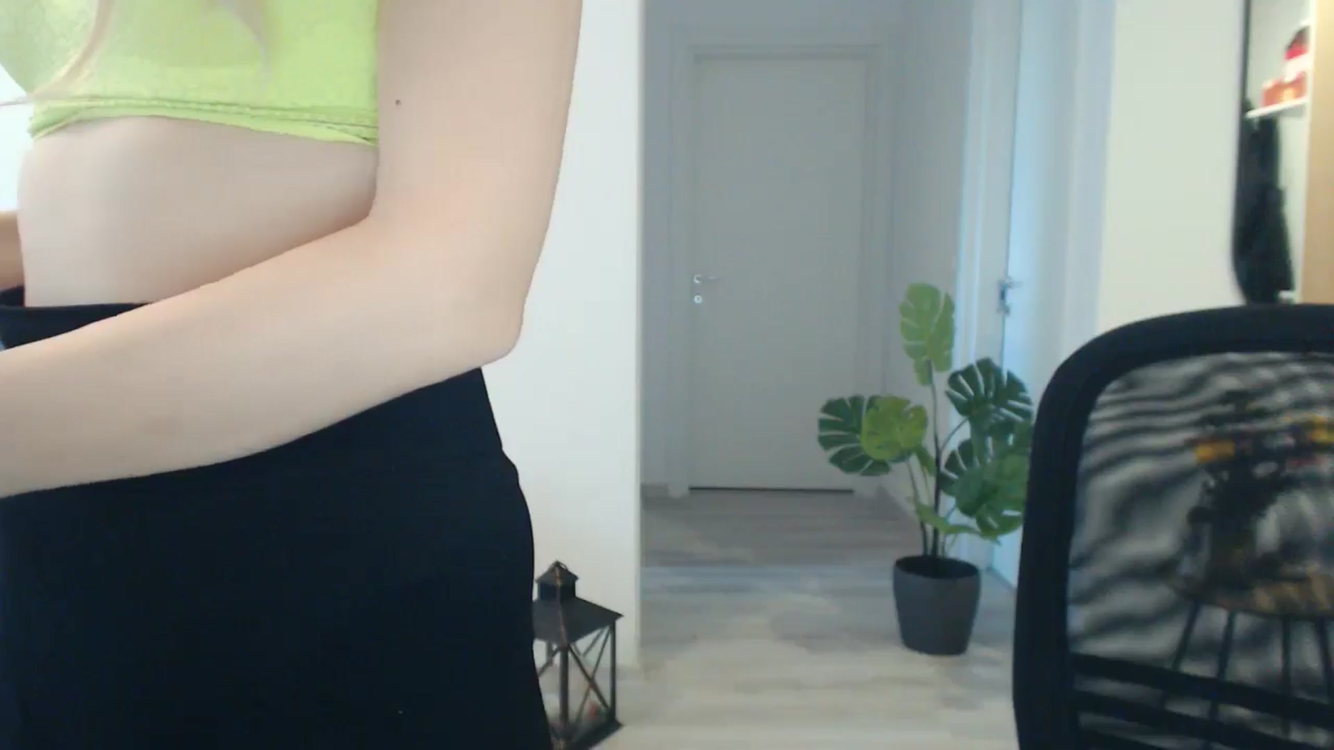 Gallery image thumbnail from AlyVee's myfreecams stream on, 10/30/2025, 11:25 image 12 of 20