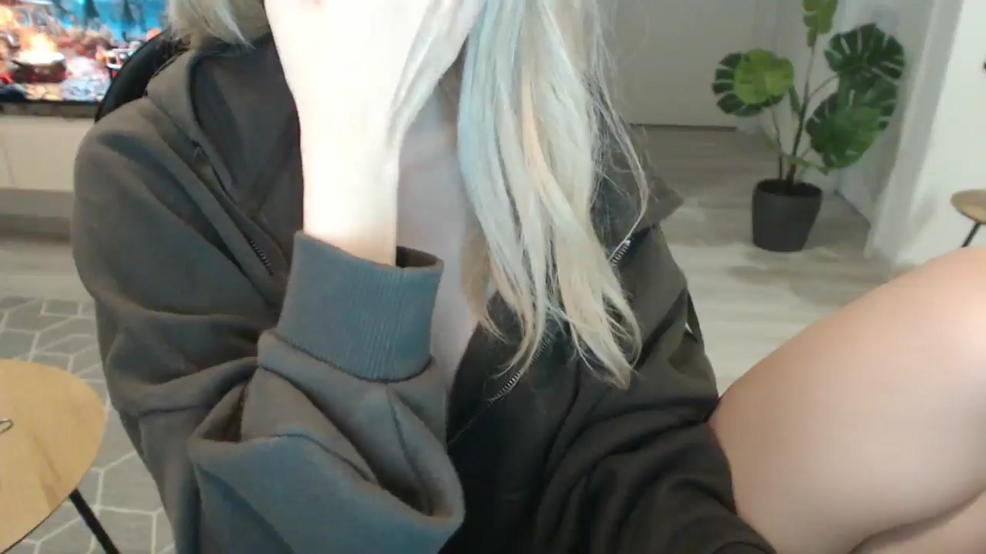 Gallery image thumbnail from AlyVee's myfreecams stream on, 11/16/2025, 14:18 image 19 of 20
