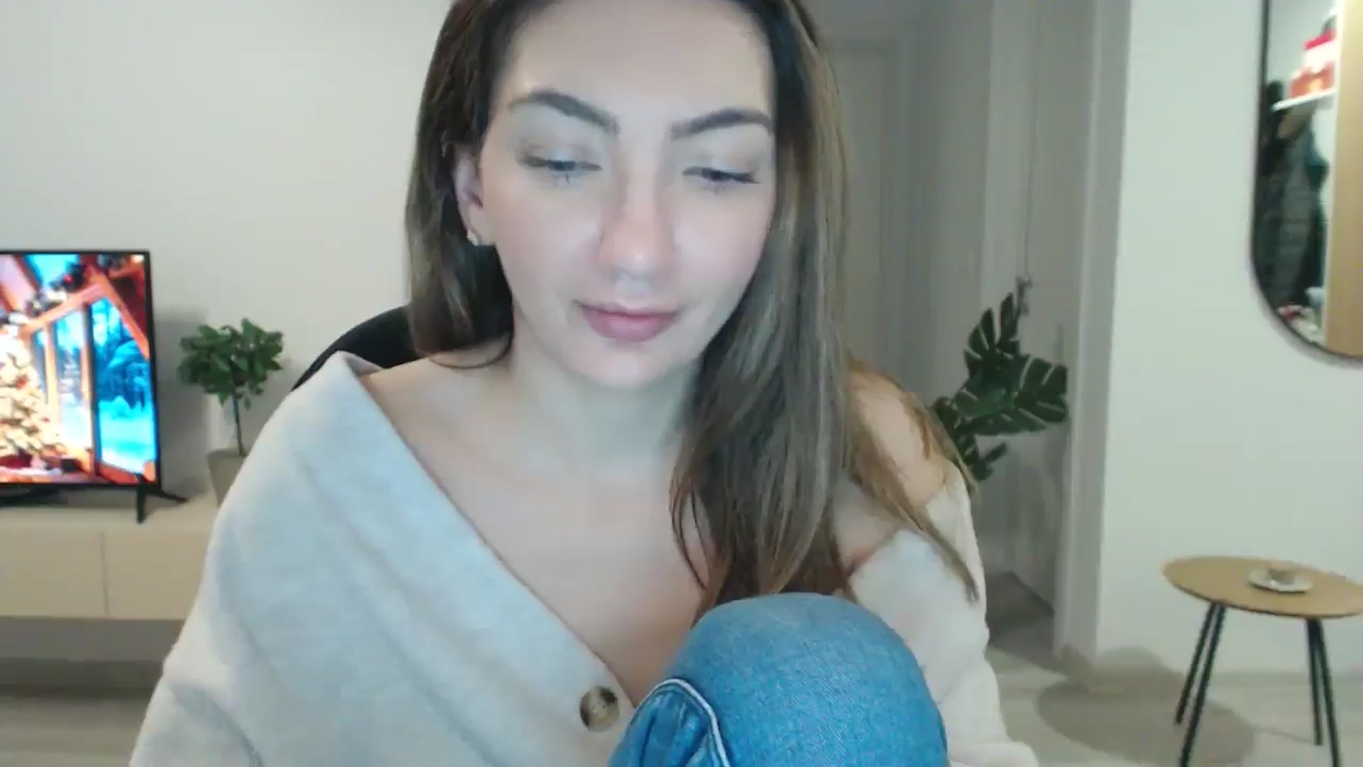 Gallery image thumbnail from AlyVee's myfreecams stream on, 12/07/2025, 15:08 image 19 of 20
