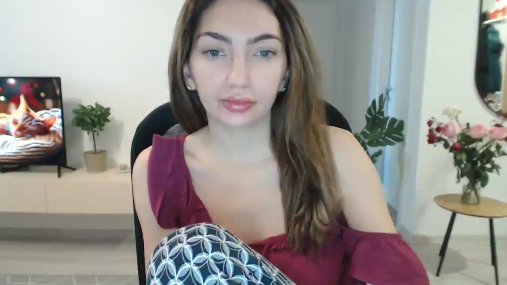 Gallery image thumbnail from AlyVee's myfreecams stream on, 12/11/2025, 10:57 image 1 of 20