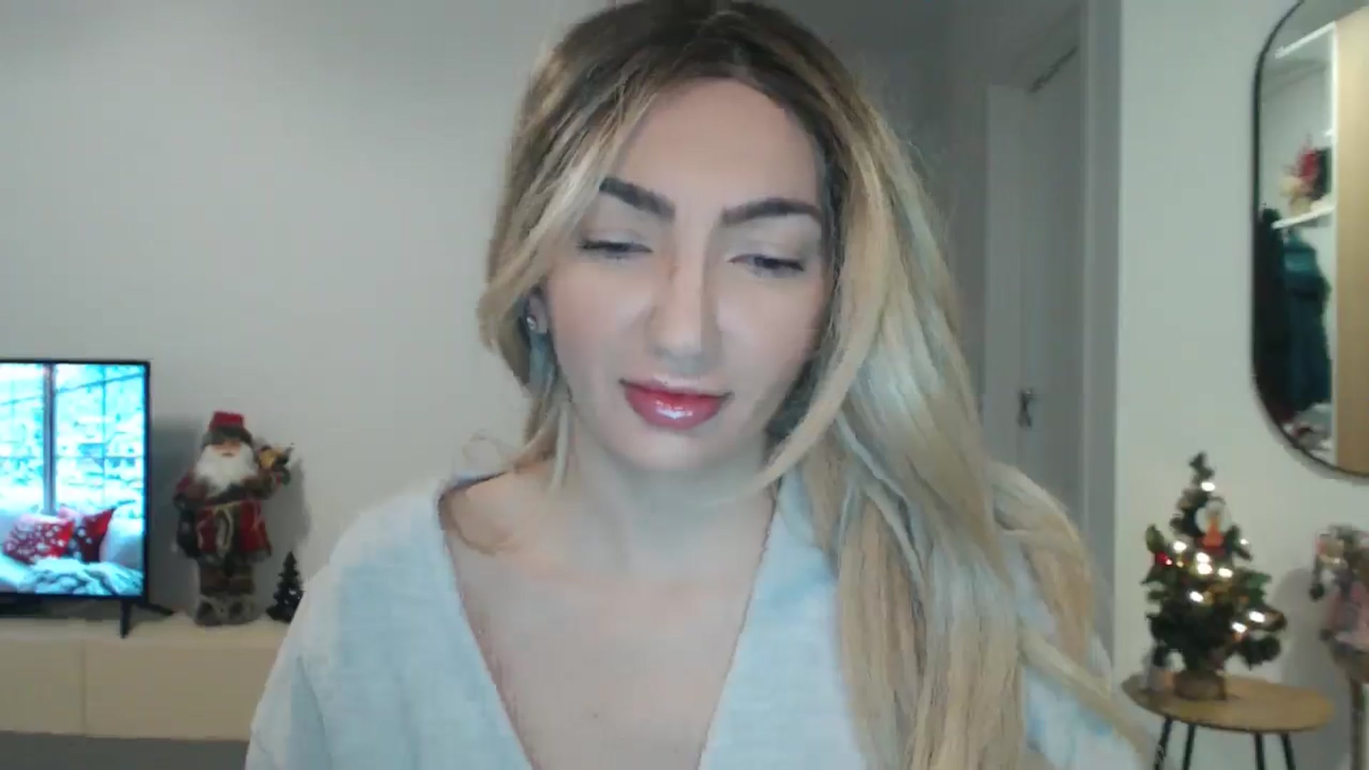 Gallery image thumbnail from AlyVee's myfreecams stream on, 12/22/2025, 12:44 image 18 of 20