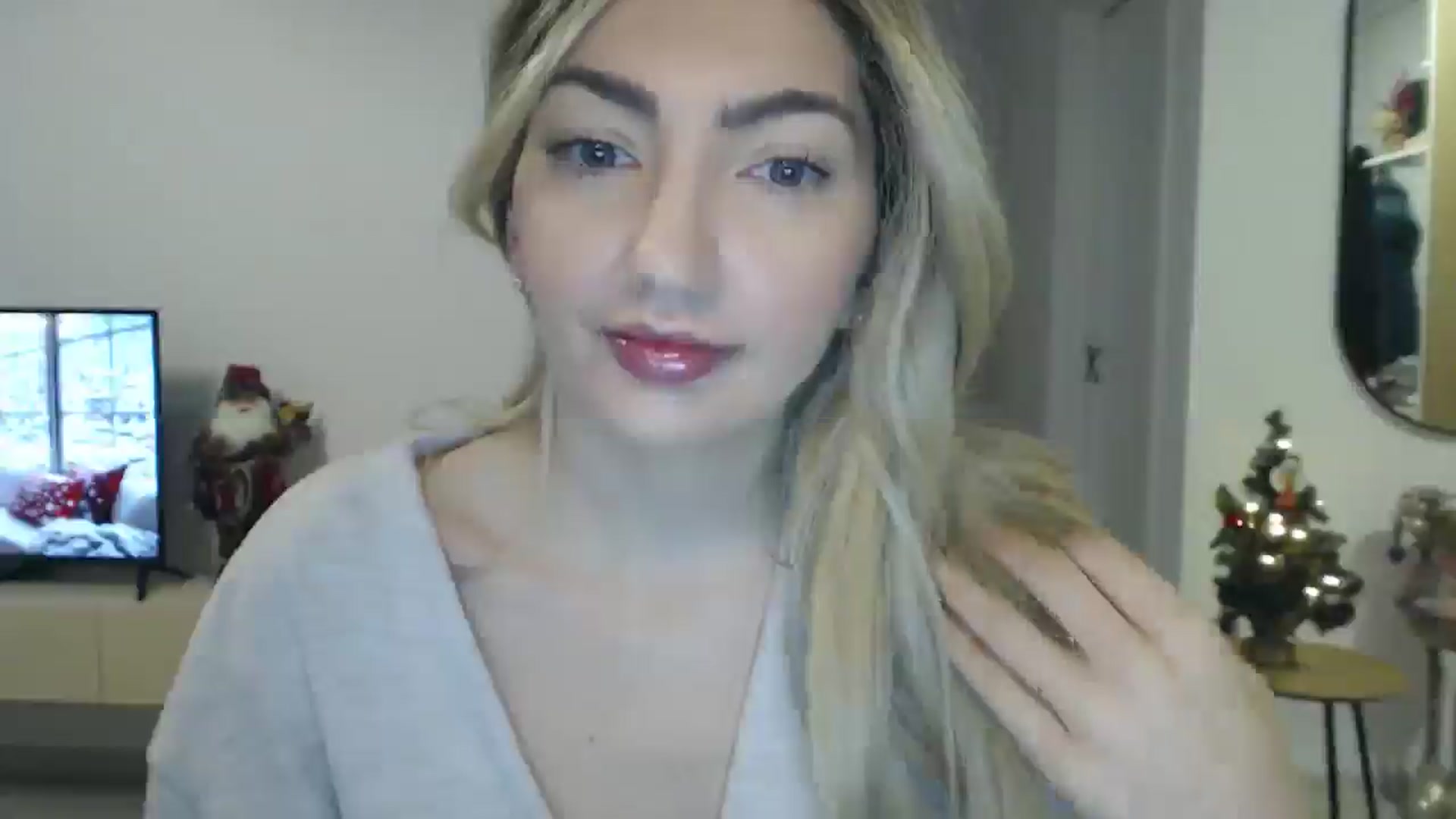 Gallery image thumbnail from AlyVee's myfreecams stream on, 12/22/2025, 12:44 image 19 of 20