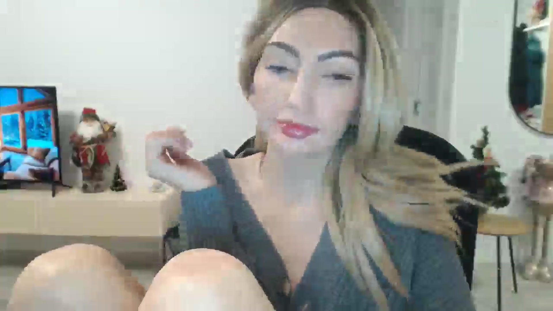 Gallery image thumbnail from AlyVee's myfreecams stream on, 12/24/2025, 10:40 image 20 of 20