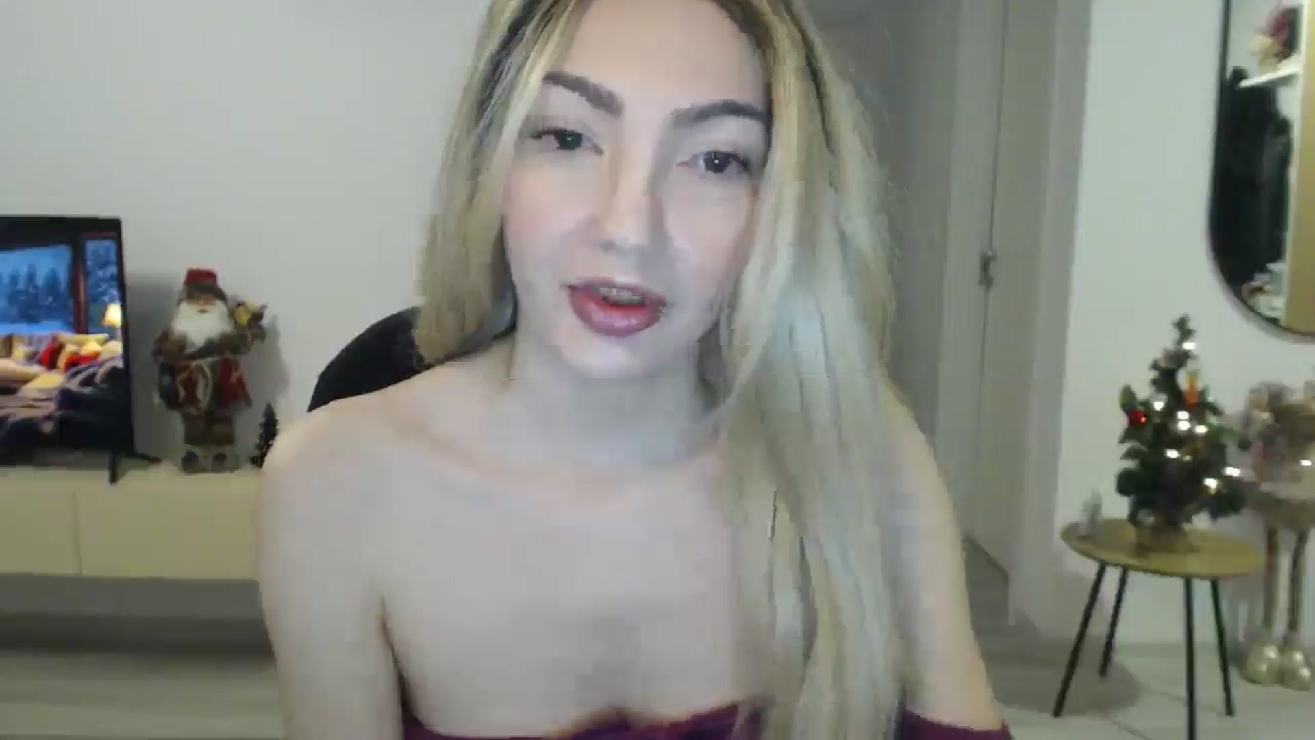 Gallery image thumbnail from AlyVee's myfreecams stream on, 12/25/2025, 19:34 image 19 of 20