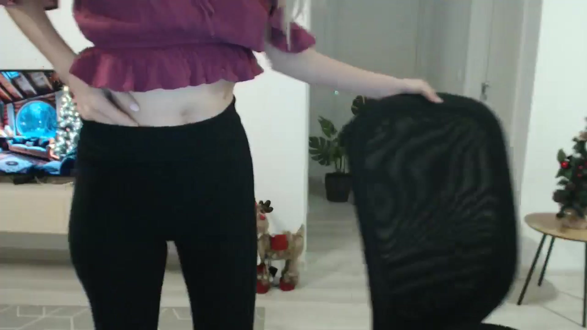 Gallery image thumbnail from AlyVee's myfreecams stream on, 12/30/2025, 17:55 image 9 of 20