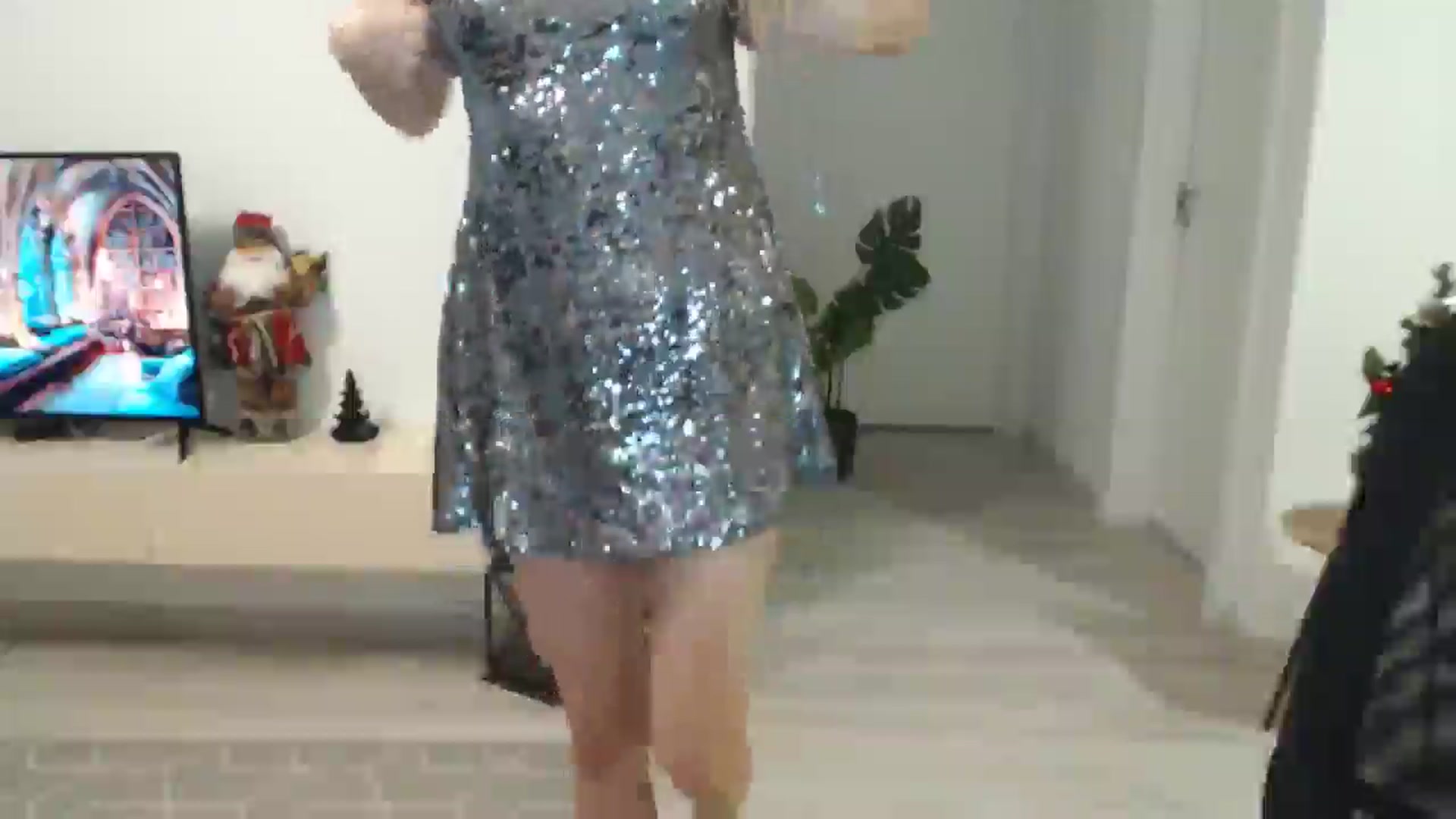 Gallery image thumbnail from AlyVee's myfreecams stream on, 12/31/2025, 17:29 image 18 of 20