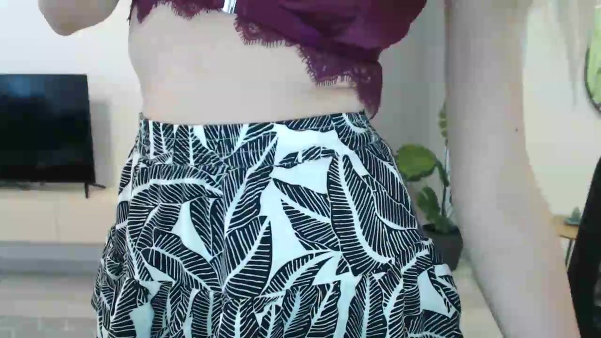 Gallery image thumbnail from AlyVee's myfreecams stream on, 07/05/2026, 14:37 image 19 of 20