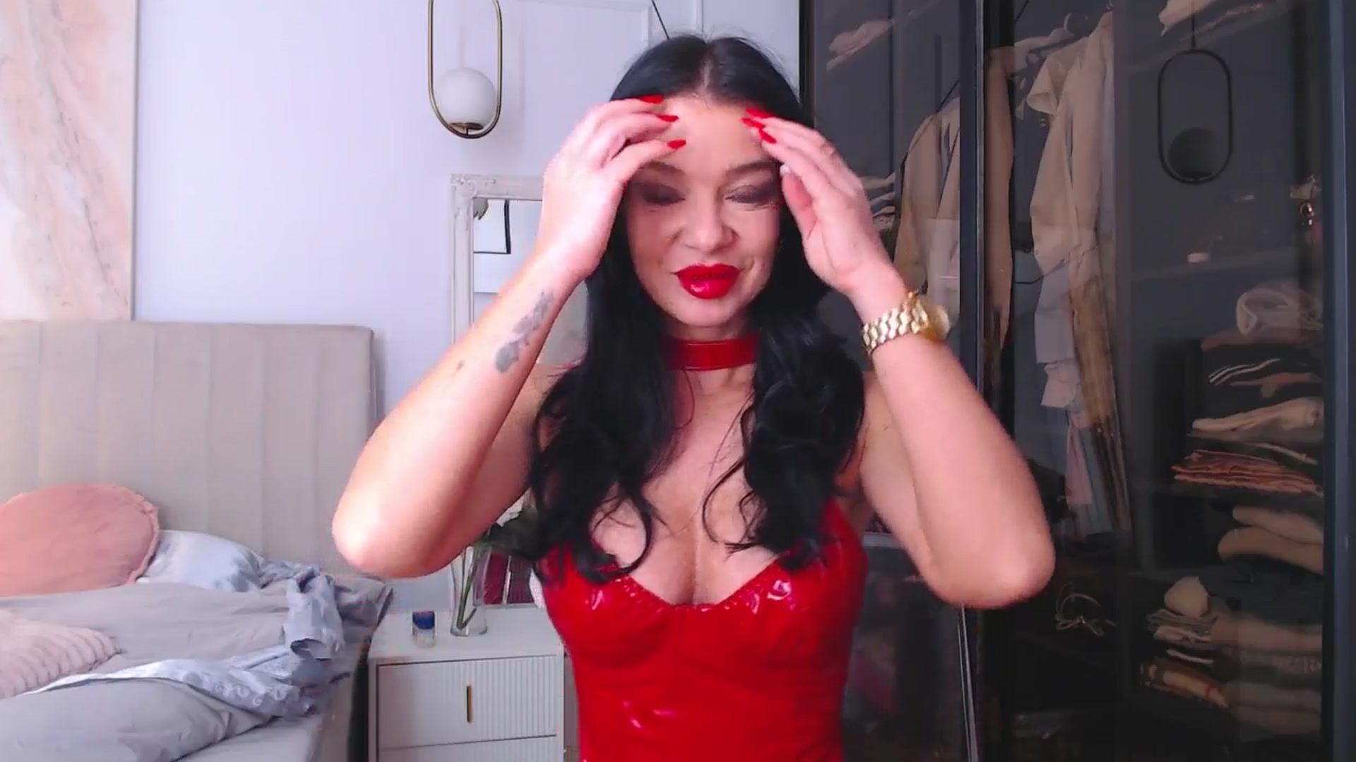 Gallery image thumbnail from Aly_Ravennx's myfreecams stream on, 12/22/2025, 11:36 image 2 of 20