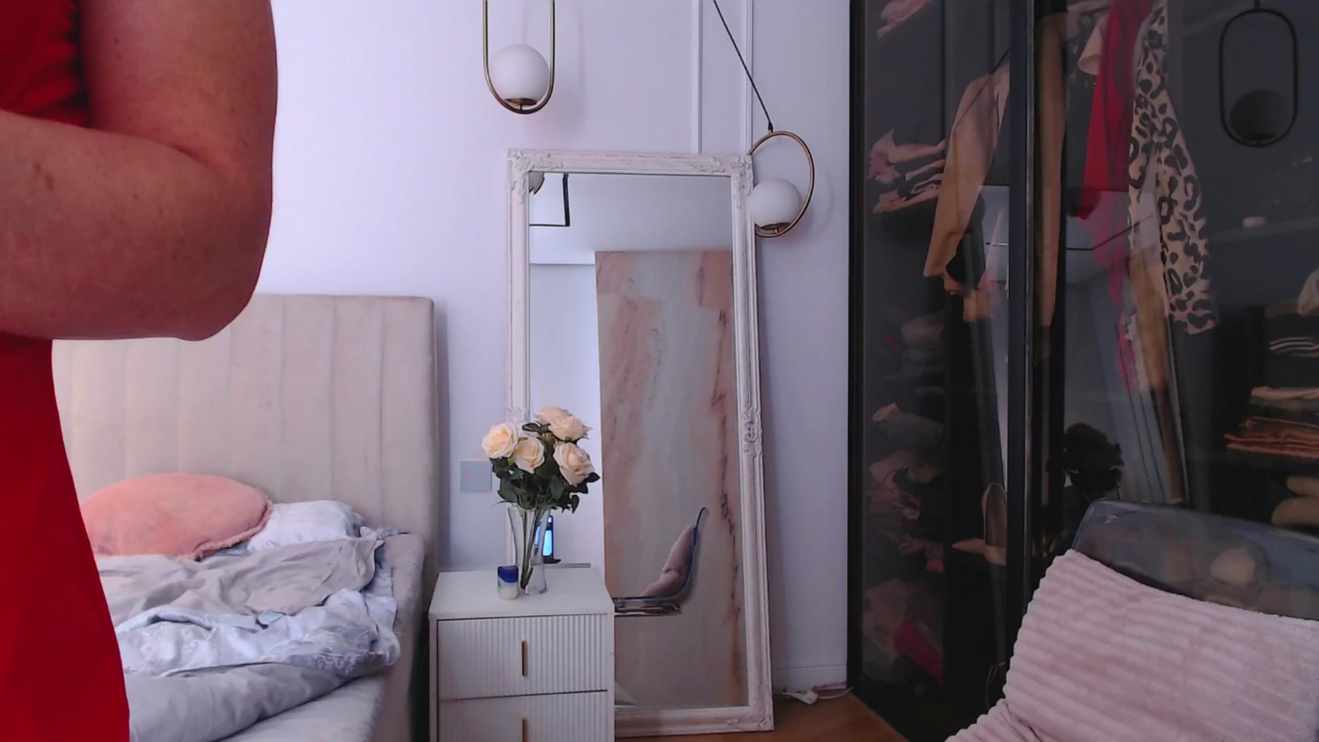 Gallery image thumbnail from Aly_Ravennx's myfreecams stream on, 12/24/2025, 09:23 image 15 of 20