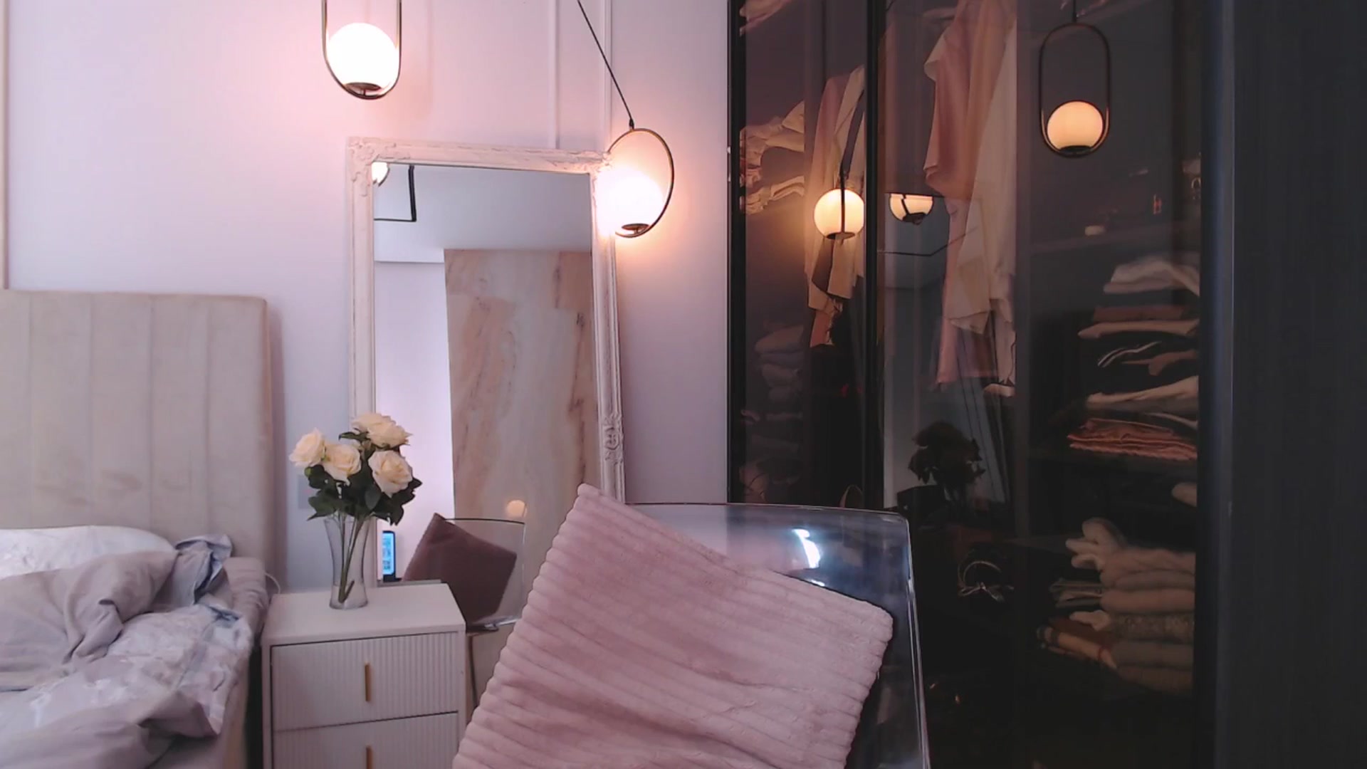 Gallery image thumbnail from Aly_Ravennx's myfreecams stream on, 01/15/2026, 13:01 image 18 of 20