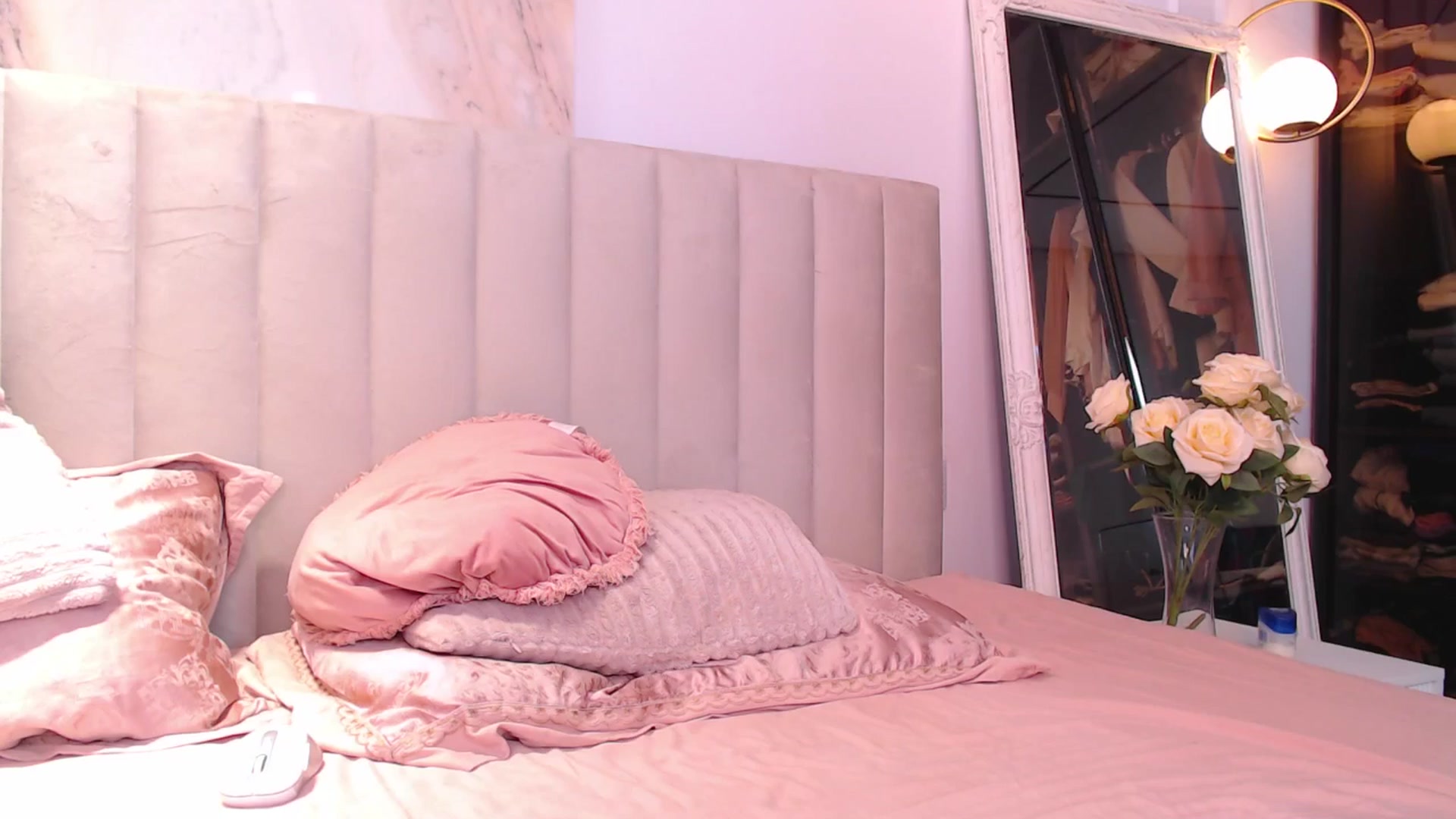Gallery image thumbnail from Aly_Ravennx's myfreecams stream on, 02/03/2026, 12:56 image 9 of 20