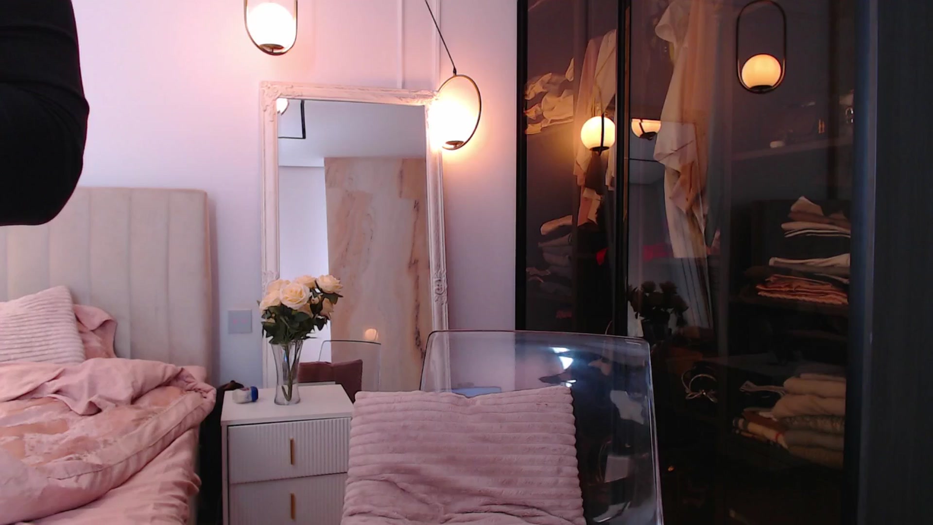 Gallery image thumbnail from Aly_Ravennx's myfreecams stream on, 02/08/2026, 12:29 image 14 of 20