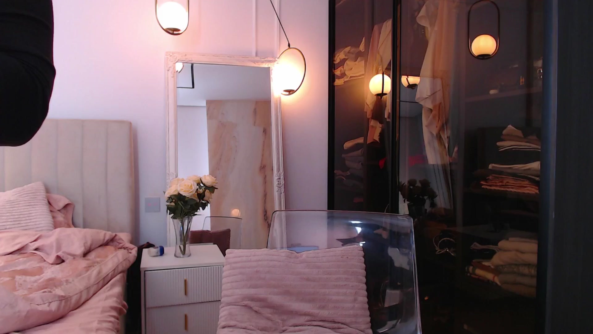 Gallery image thumbnail from Aly_Ravennx's myfreecams stream on, 02/08/2026, 12:29 image 15 of 20