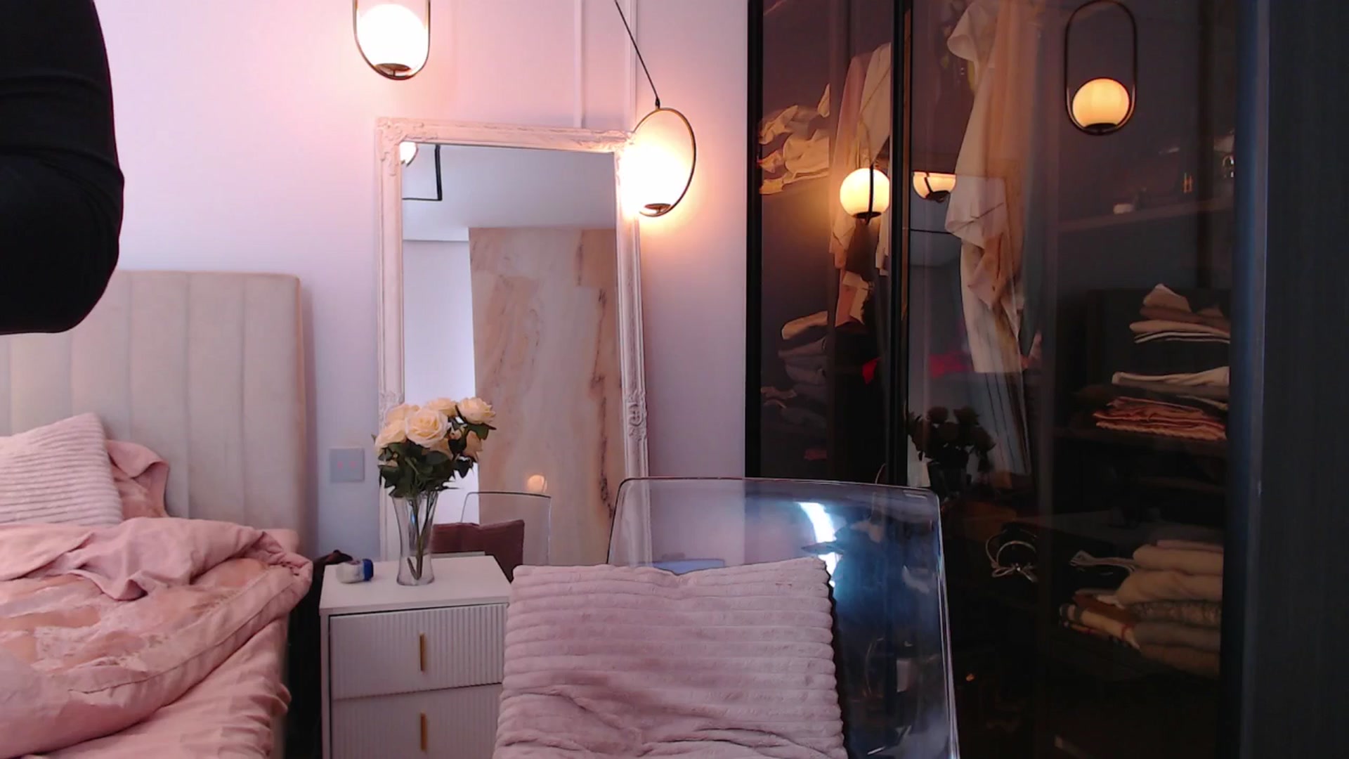Gallery image thumbnail from Aly_Ravennx's myfreecams stream on, 02/08/2026, 12:29 image 11 of 20