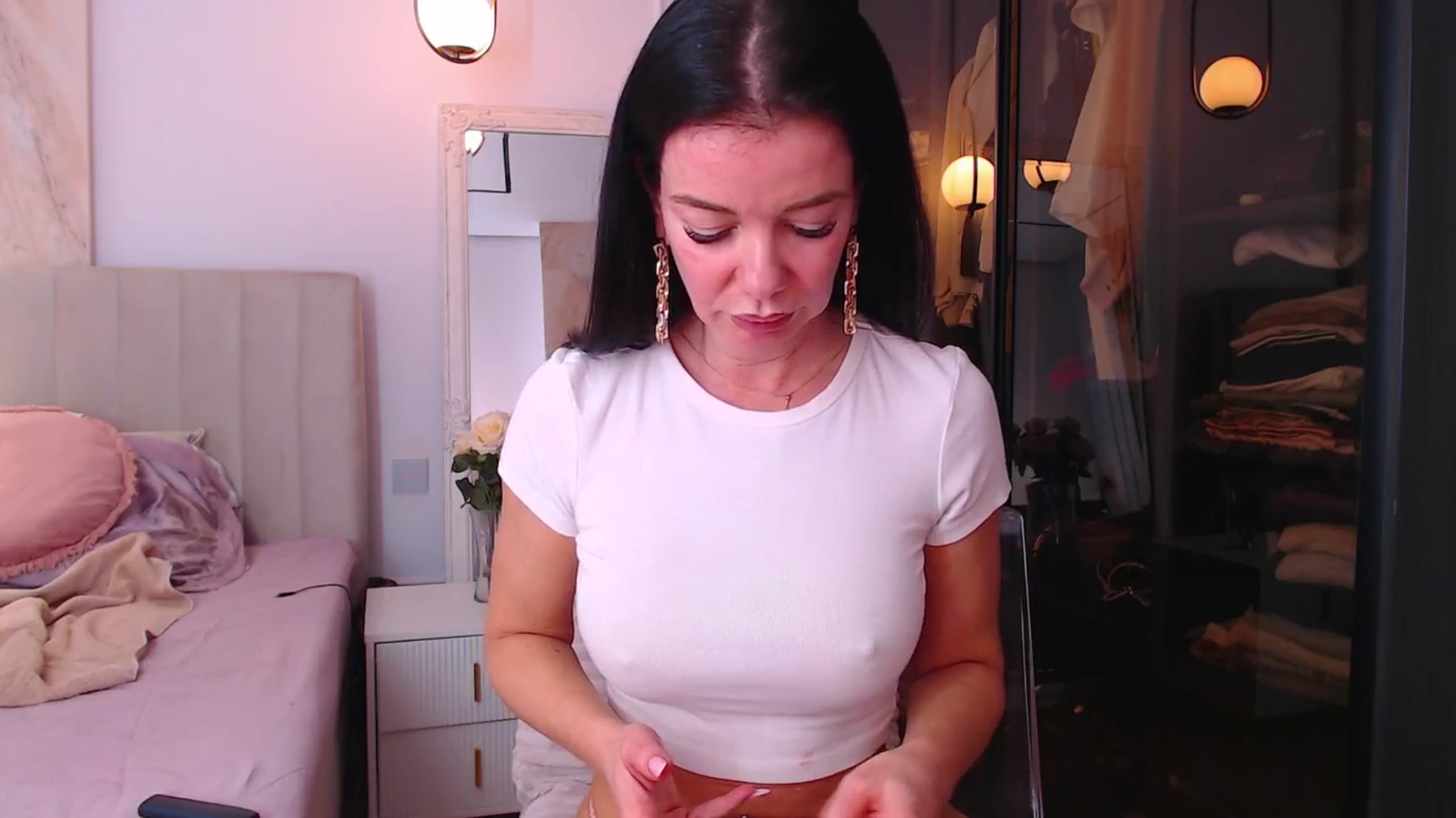 Gallery image thumbnail from Aly_Ravennx's myfreecams stream on, 02/25/2026, 12:16 image 17 of 20