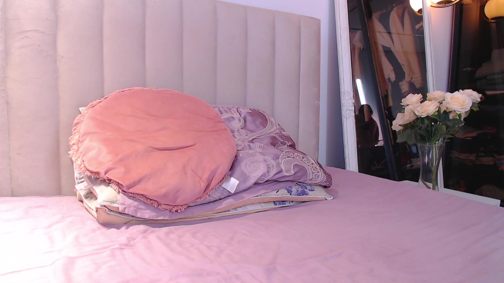 Gallery image thumbnail from Aly_Ravennx's myfreecams stream on, 02/26/2026, 11:32 image 17 of 20