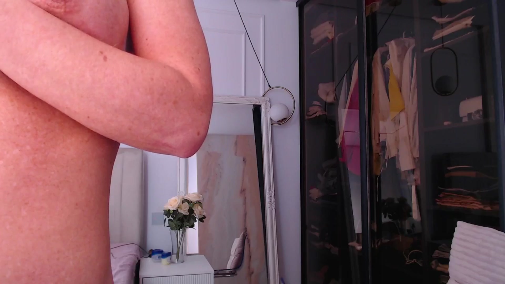Gallery image thumbnail from Aly_Ravennx's myfreecams stream on, 04/20/2026, 11:58 image 17 of 20