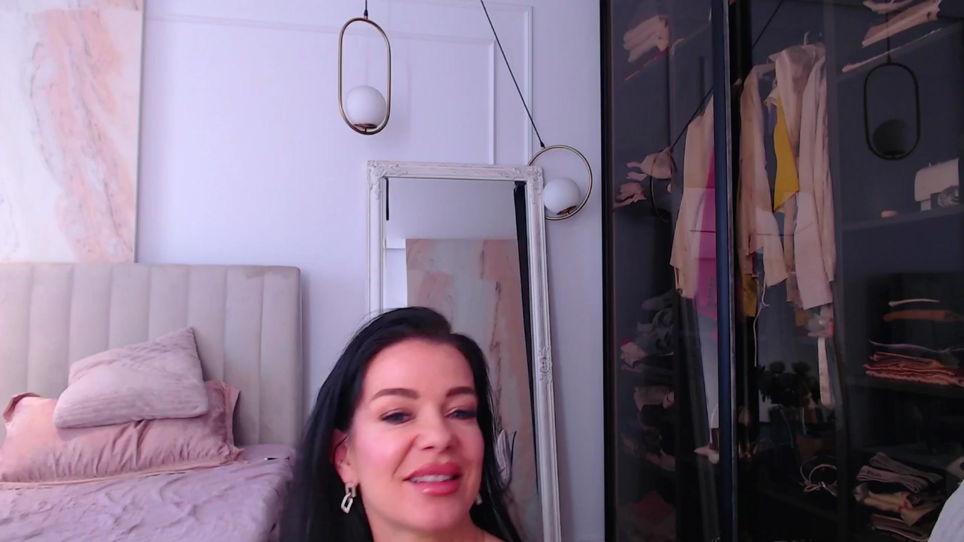 Gallery image thumbnail from Aly_Ravennx's myfreecams stream on, 04/24/2026, 09:04 image 9 of 20