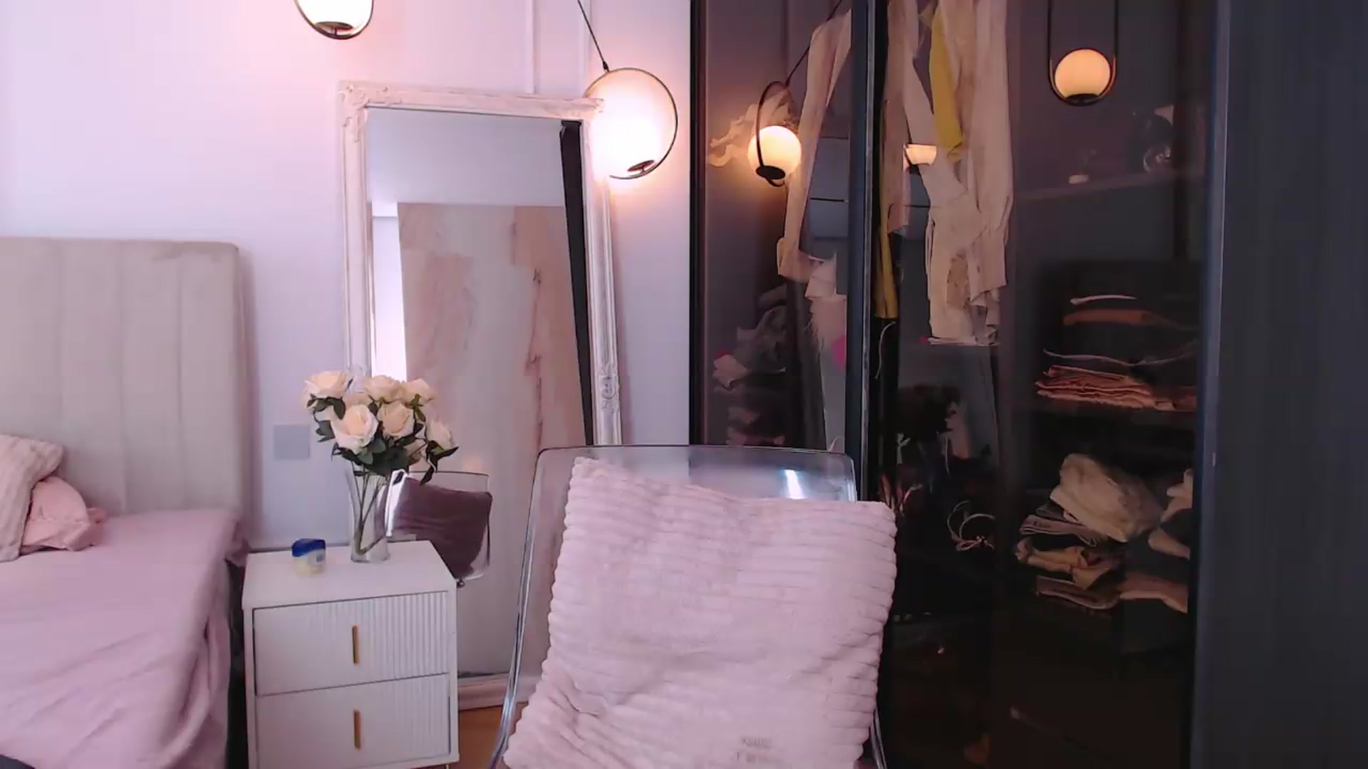 Gallery image thumbnail from Aly_Ravennx's myfreecams stream on, 05/13/2026, 11:23 image 10 of 20