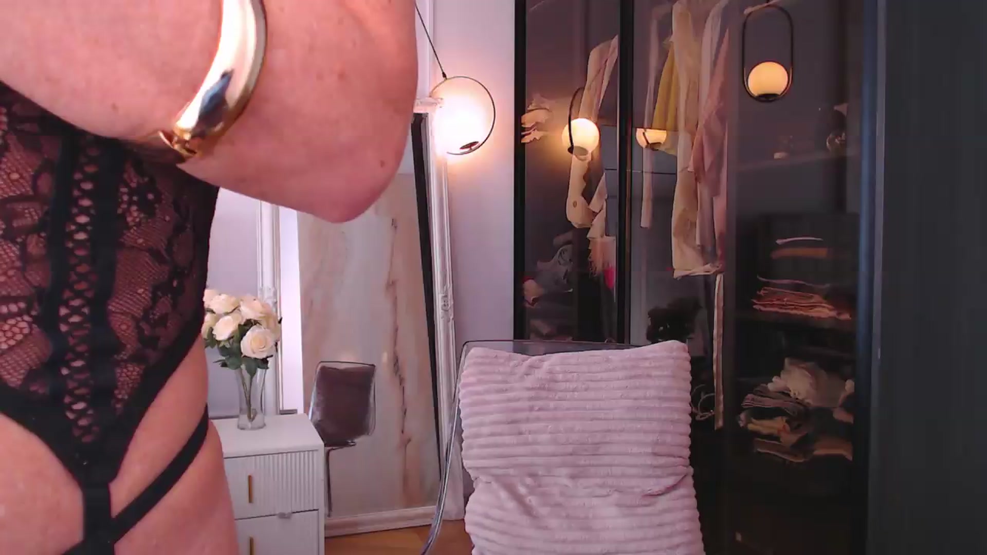 Gallery image thumbnail from Aly_Ravennx's myfreecams stream on, 05/22/2026, 11:31 image 12 of 20