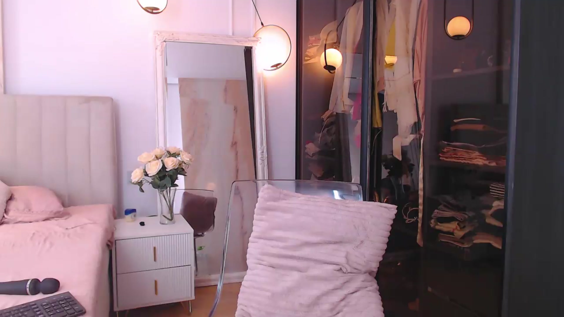 Gallery image thumbnail from Aly_Ravennx's myfreecams stream on, 06/02/2026, 07:57 image 8 of 20