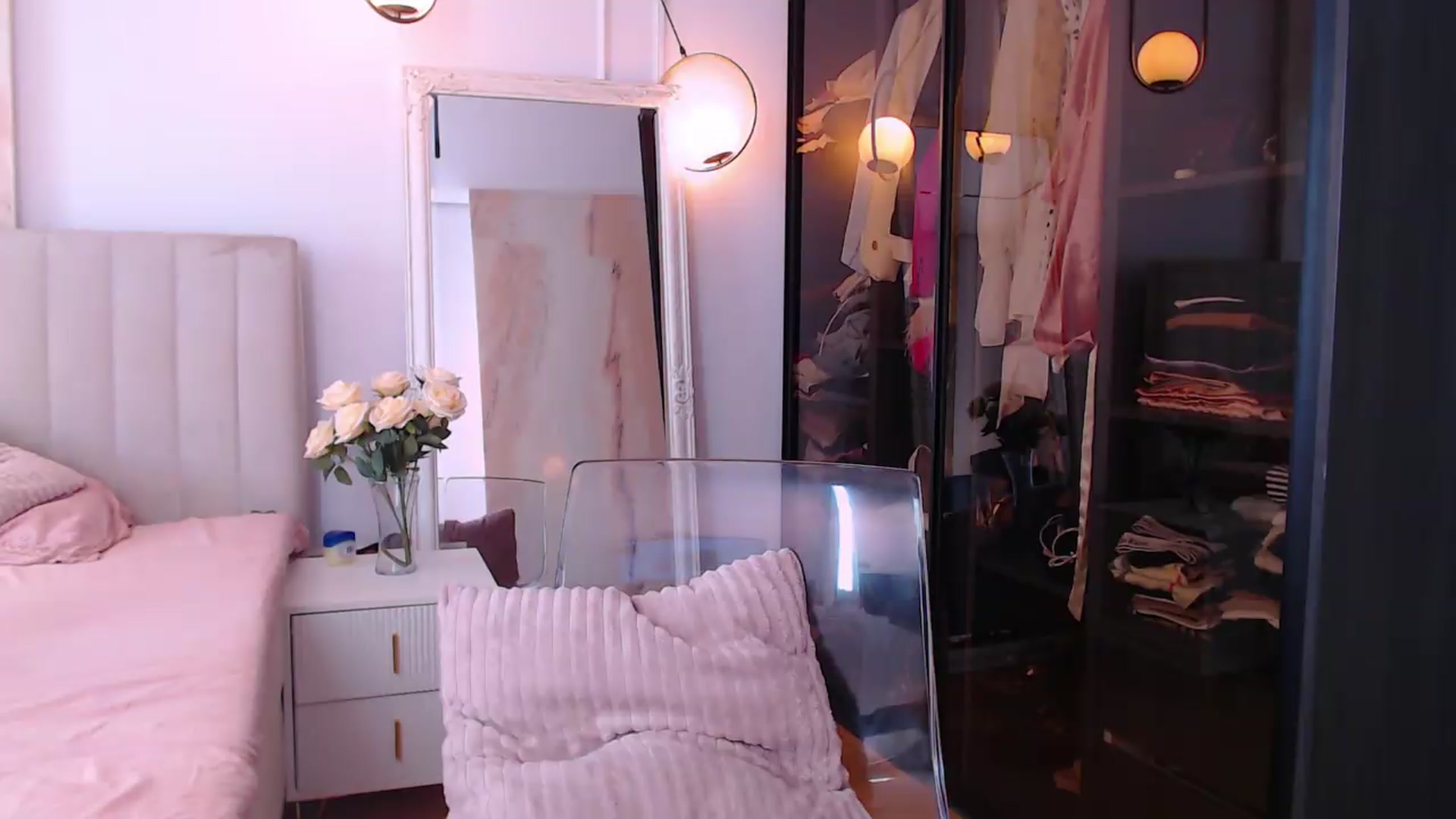 Gallery image thumbnail from Aly_Ravennx's myfreecams stream on, 06/04/2026, 10:58 image 20 of 20
