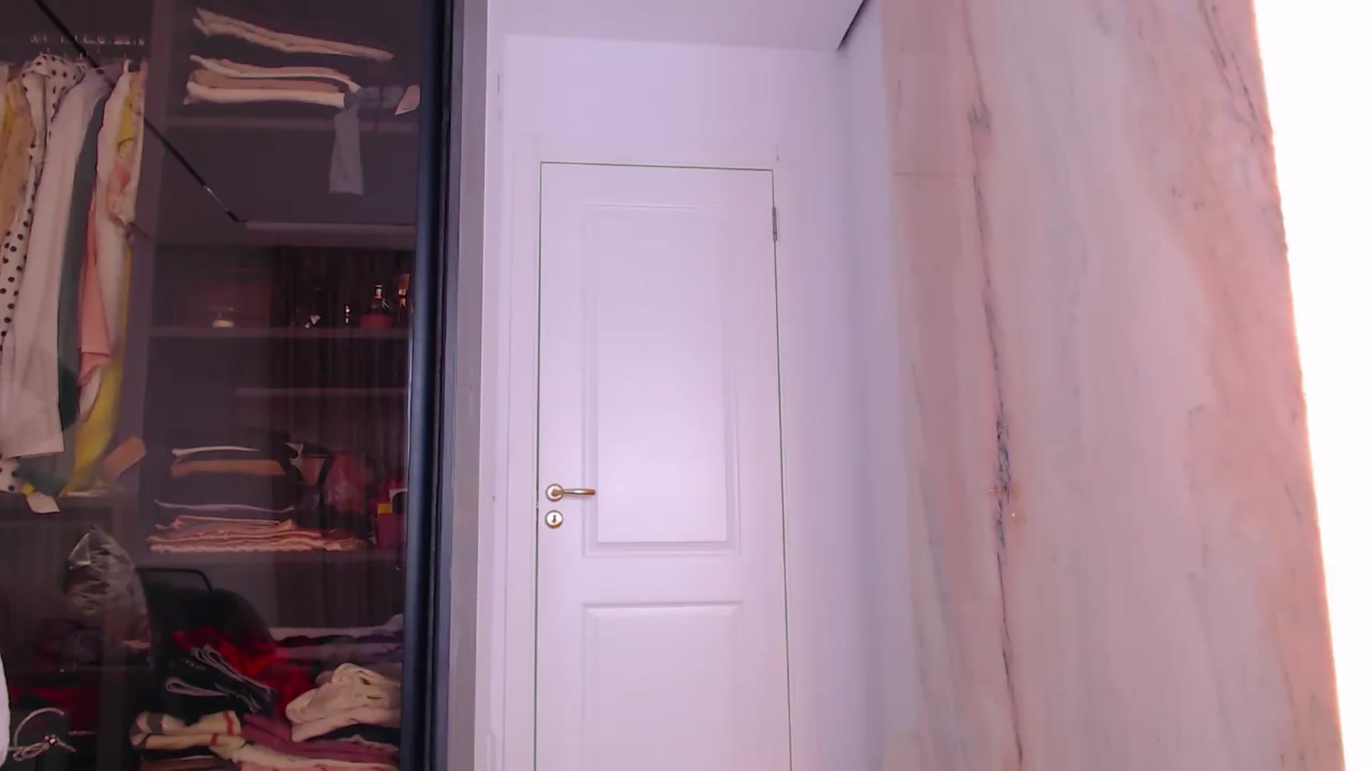 Gallery image thumbnail from Aly_Ravennx's myfreecams stream on, 06/22/2026, 11:06 image 7 of 20