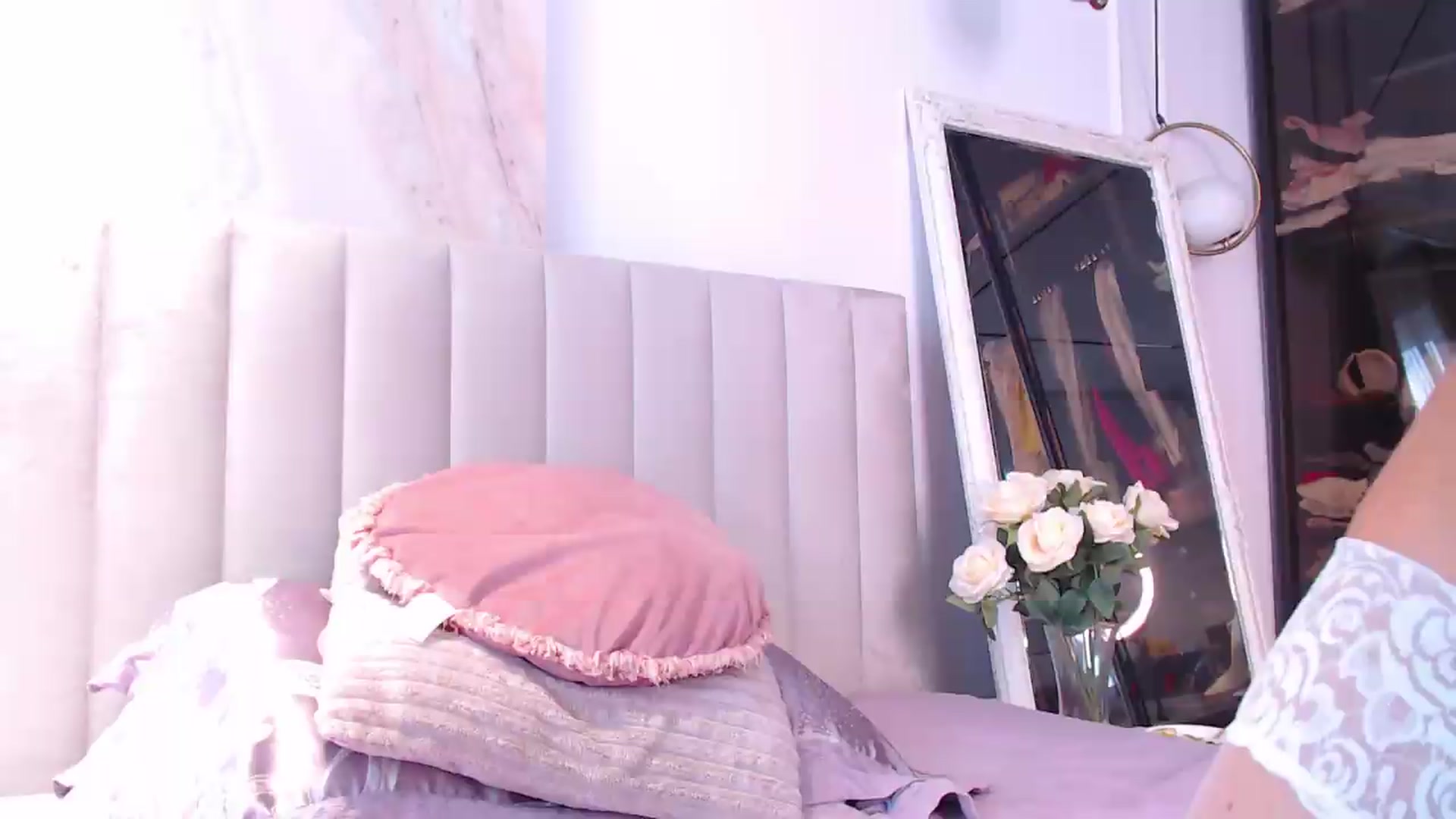 Gallery image thumbnail from Aly_Ravennx's myfreecams stream on, 07/03/2026, 09:36 image 1 of 20