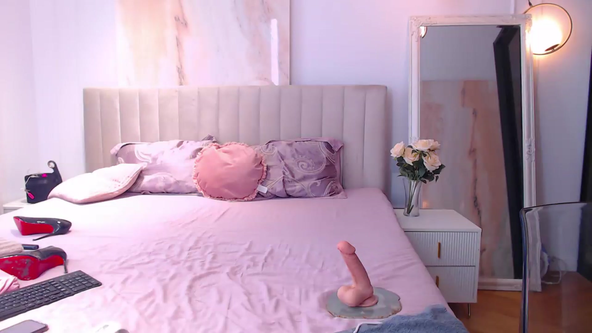 Gallery image thumbnail from Aly_Ravennx's myfreecams stream on, 07/27/2026, 10:19 image 14 of 20