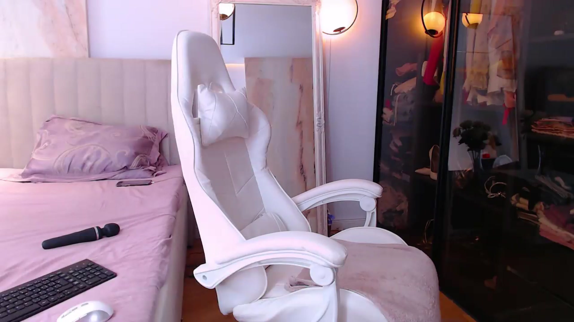 Gallery image thumbnail from Aly_Ravennx's myfreecams stream on, 08/18/2026, 08:49 image 16 of 20