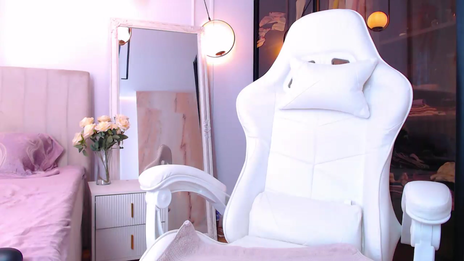 Gallery image thumbnail from Aly_Ravennx's myfreecams stream on, 08/20/2026, 12:06 image 5 of 20