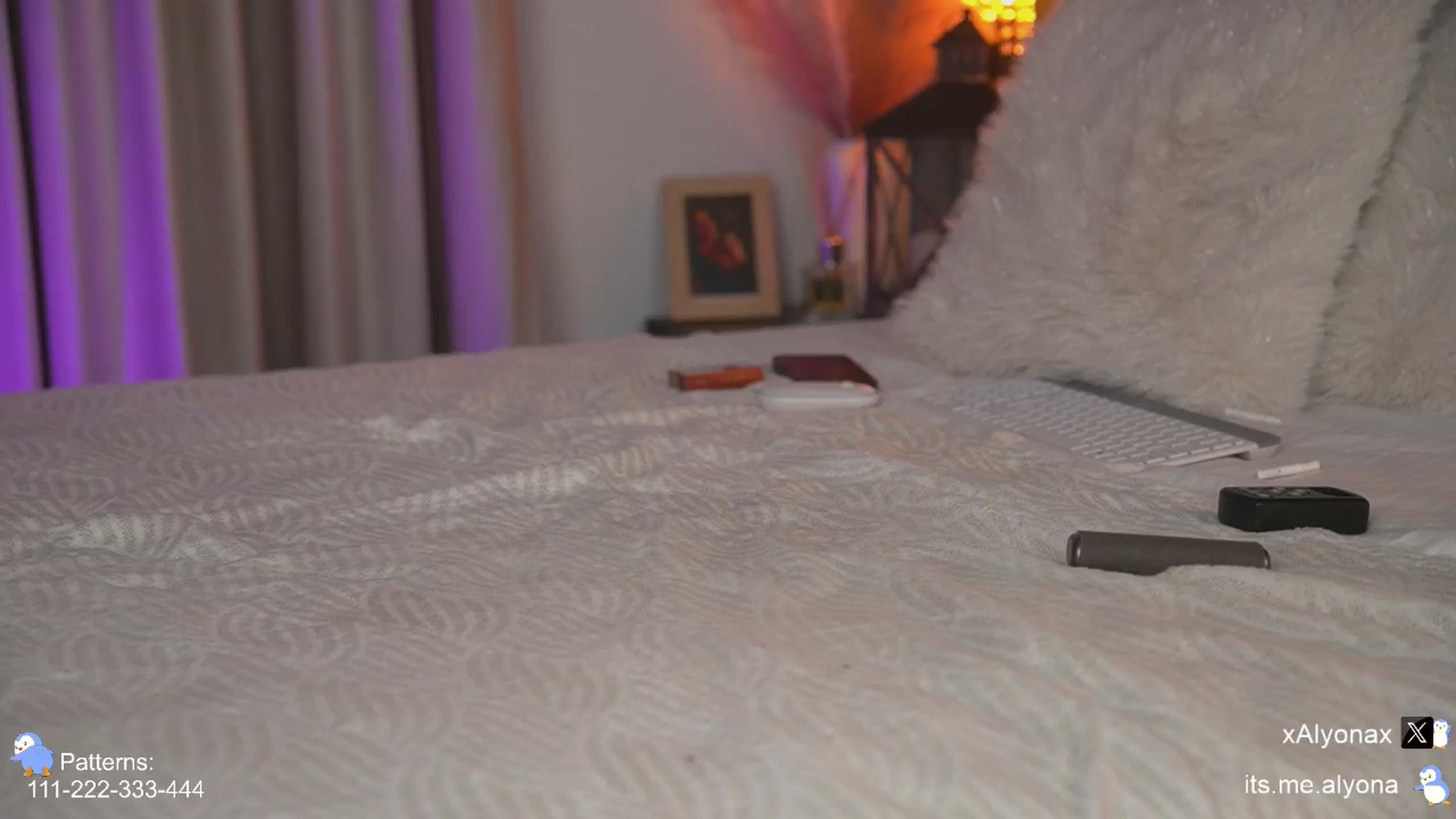 Gallery image thumbnail from AlyonaQueenX's myfreecams stream on, 12/16/2025, 24:04 image 13 of 20