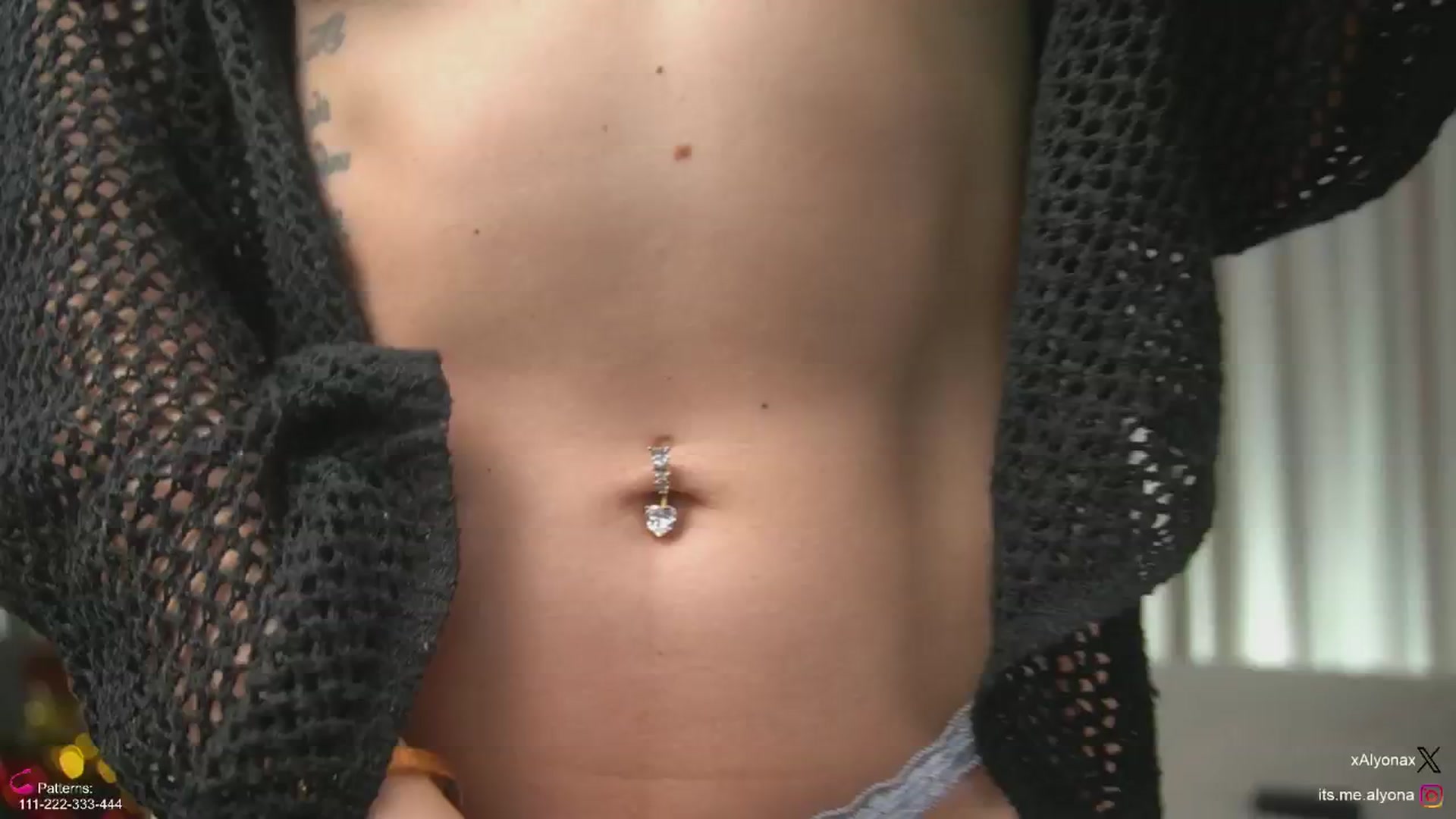 Gallery image thumbnail from AlyonaQueenX's myfreecams stream on, 12/23/2025, 02:30 image 12 of 20